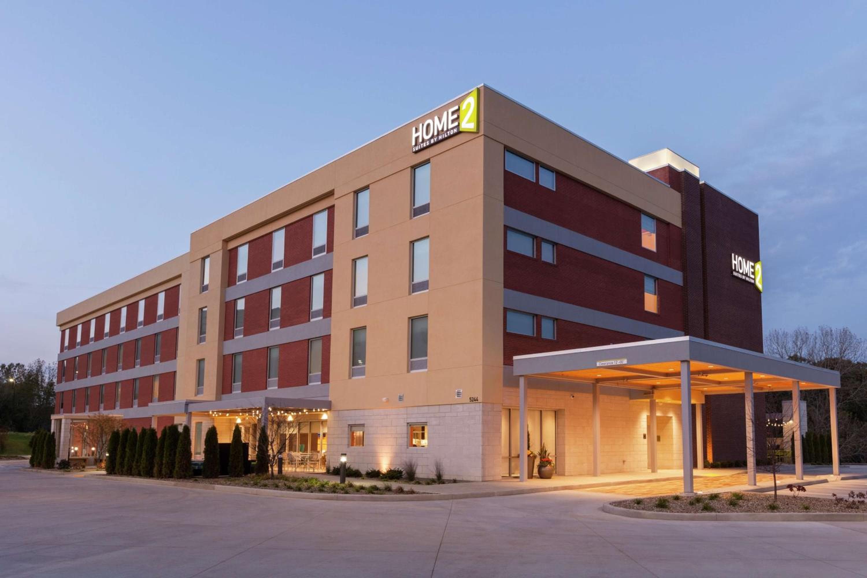 Home2 Suites by Hilton Canton, Canton