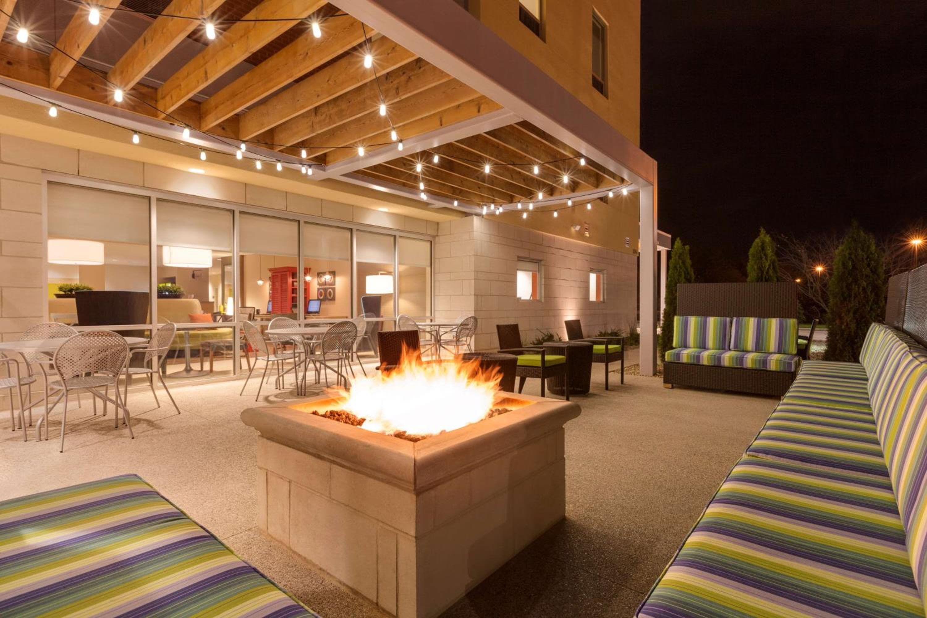 Home2 Suites by Hilton Canton, Canton, photo 6
