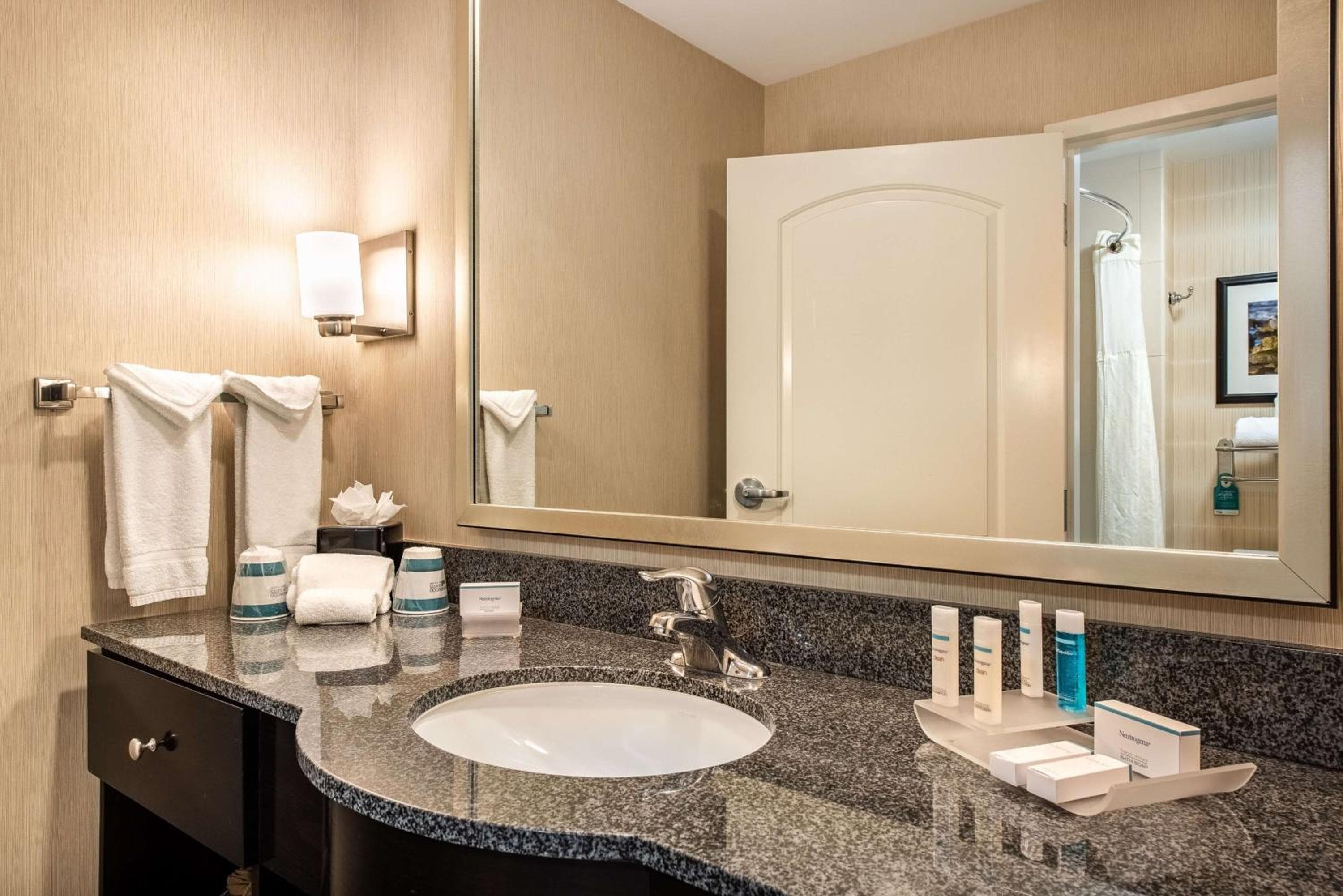 Homewood Suites by Hilton Oxnard/Camarillo, Oxnard, photo 4