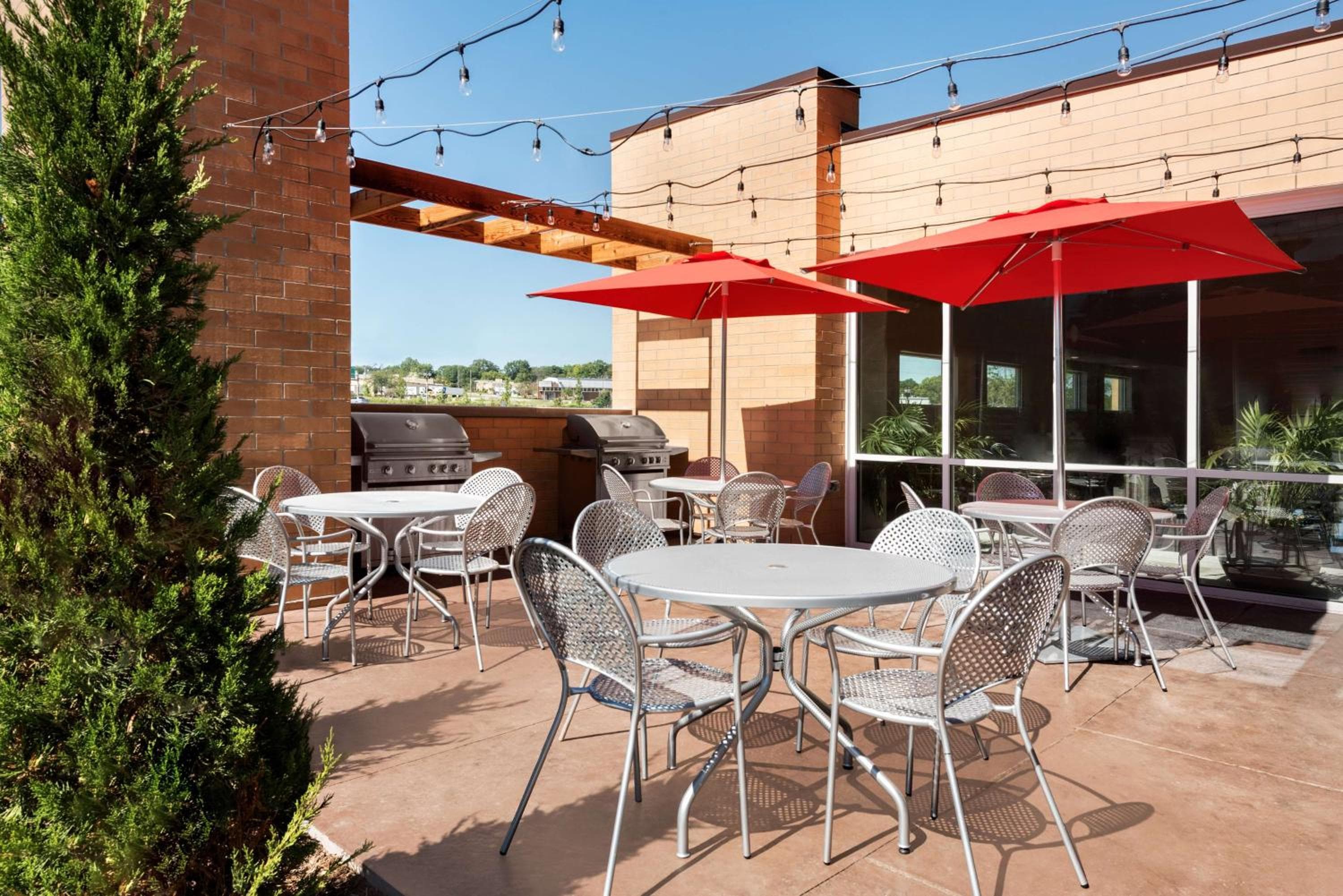 Home2 Suites By Hilton Menomonee Falls Milwaukee, photo 3