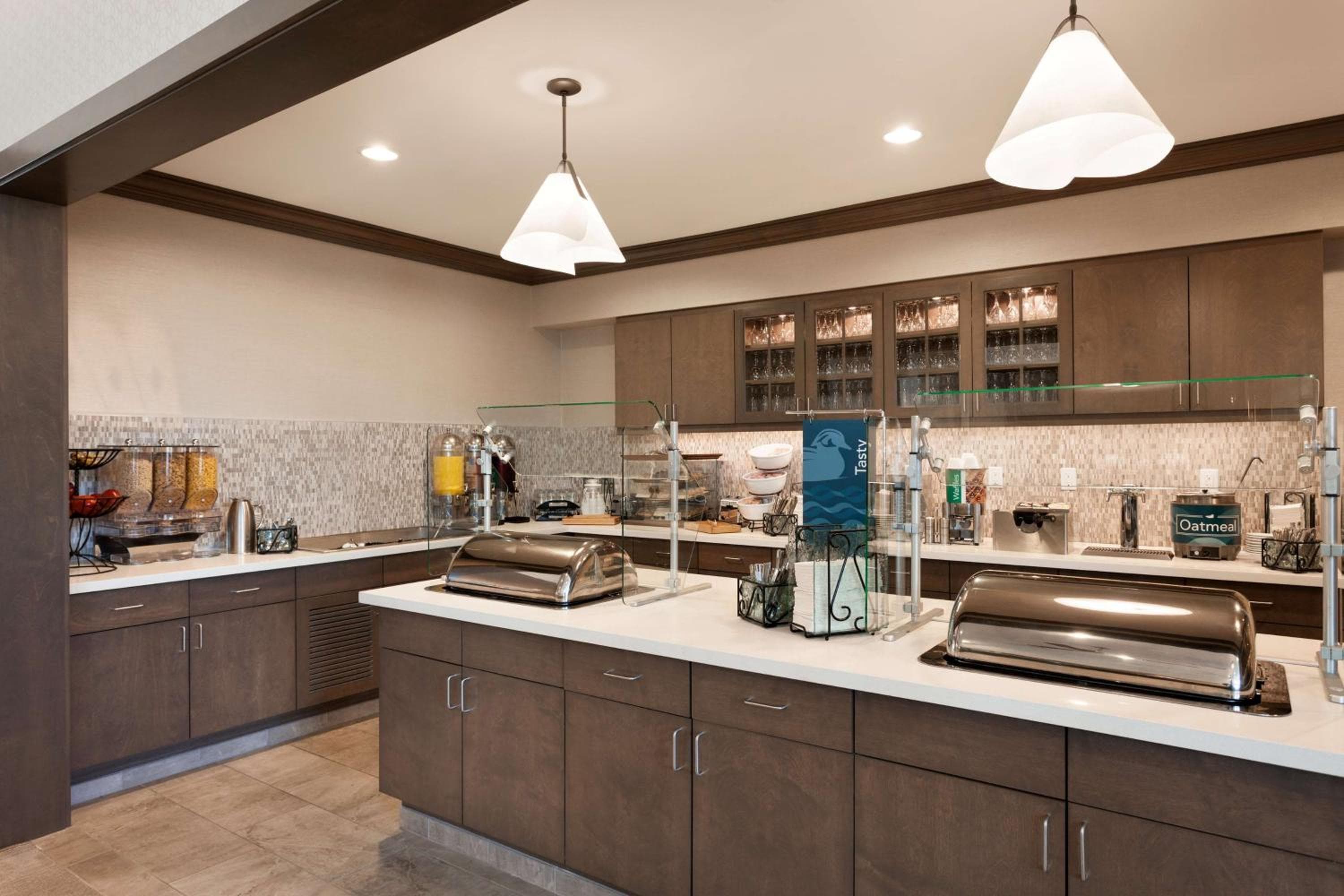 Homewood Suites by Hilton Gateway Hills Nashua, Nashua, photo 2