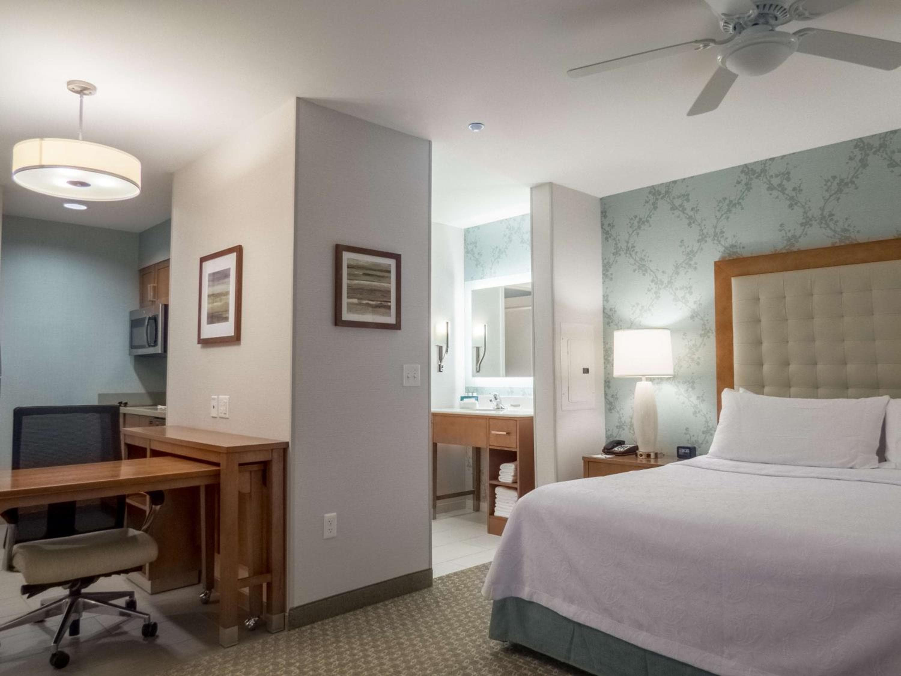 Homewood Suites by Hilton Gateway Hills Nashua, Nashua, photo 5