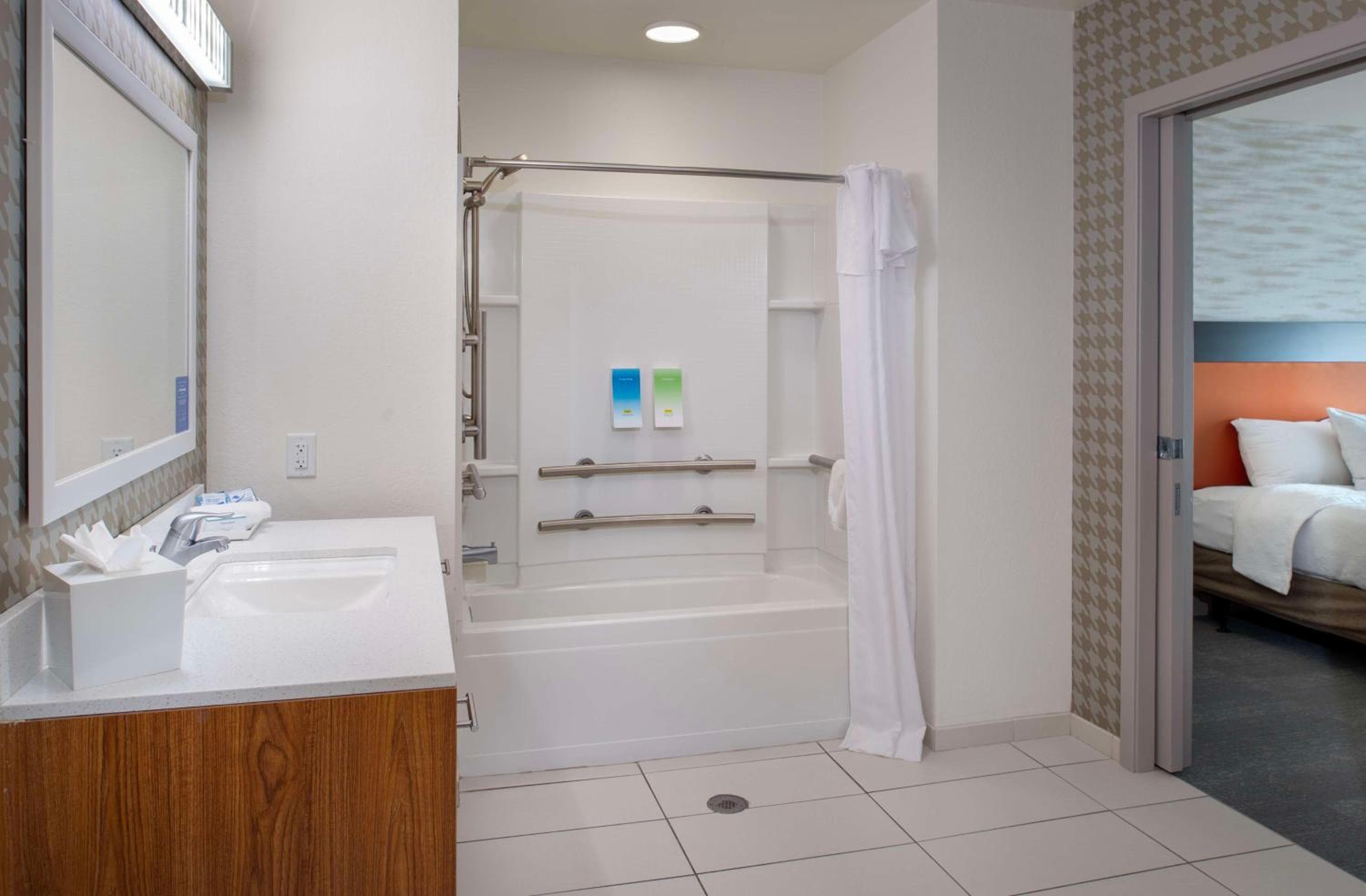 Home2 Suites St. Louis / Forest Park, Saint Louis, photo 3
