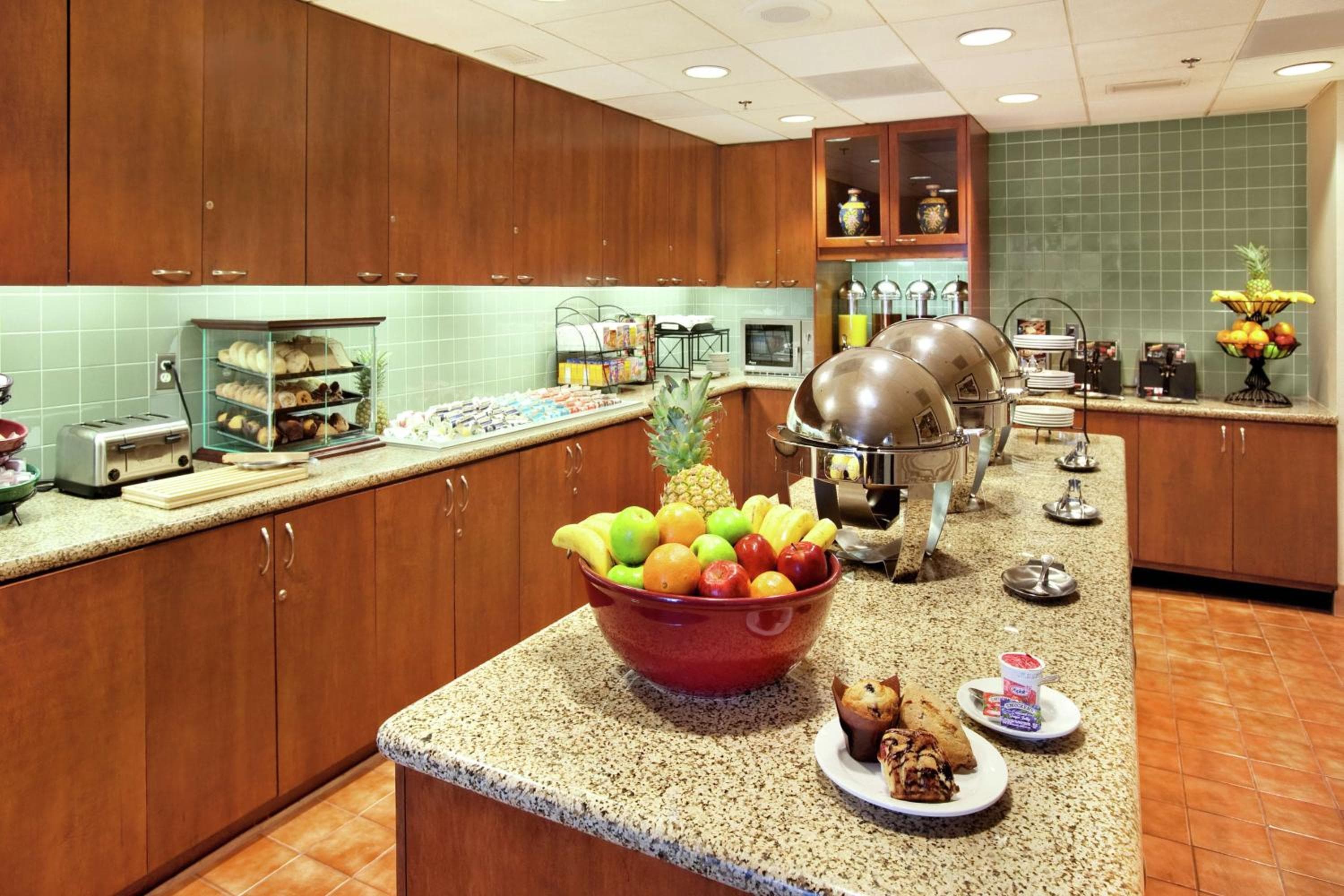 Homewood Suites by Hilton Falls Church, Falls Church, photo 4