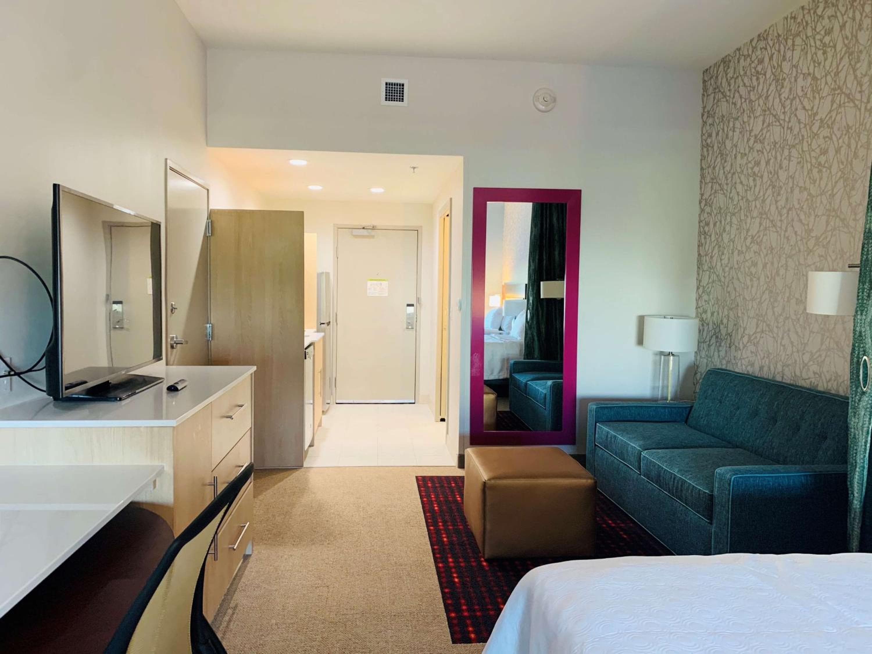 Home2 Suites By Hilton Edinburg, photo 2