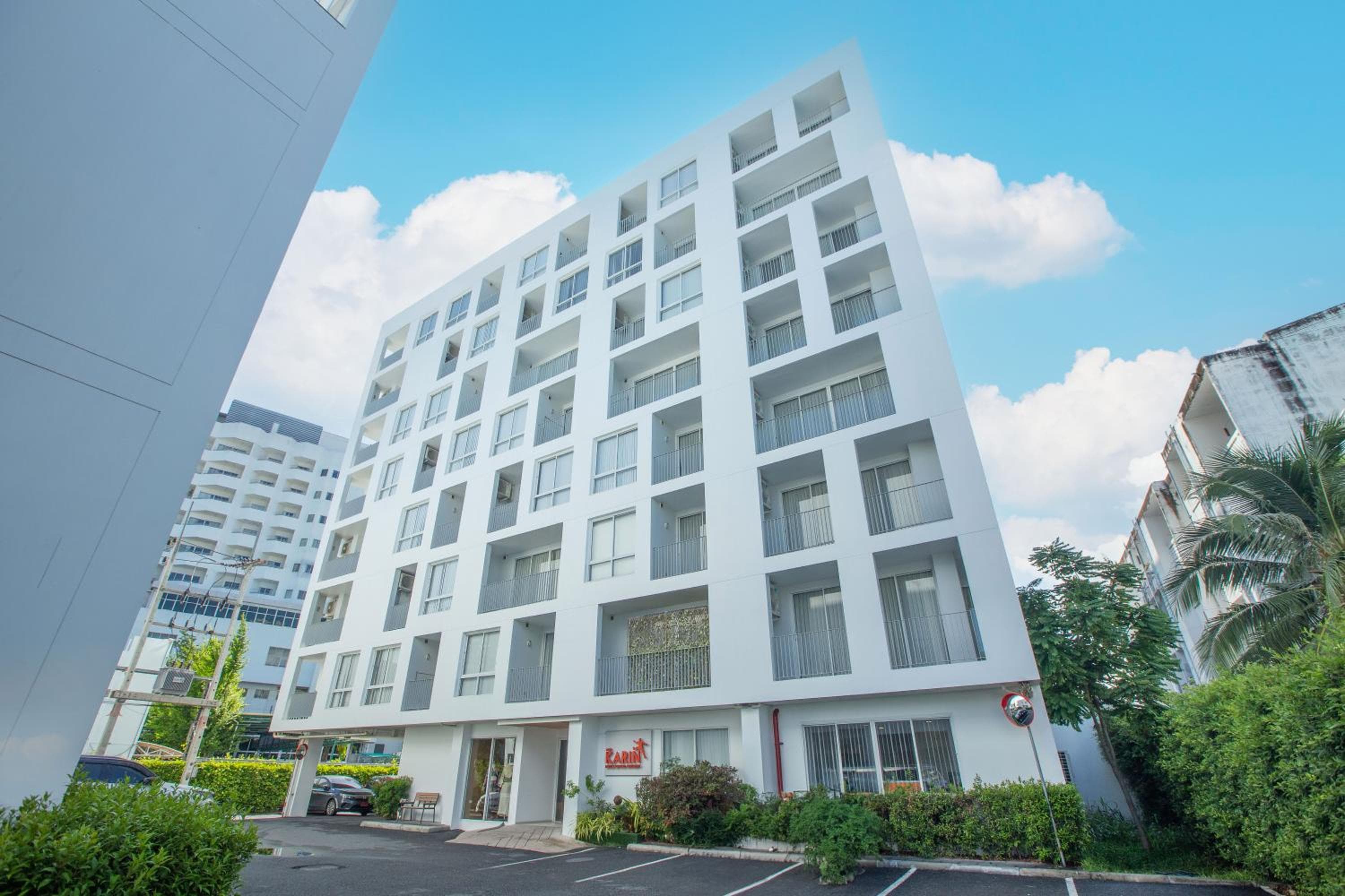 Karin hotel & Service apartment - SHA Extra Plus, Si Racha