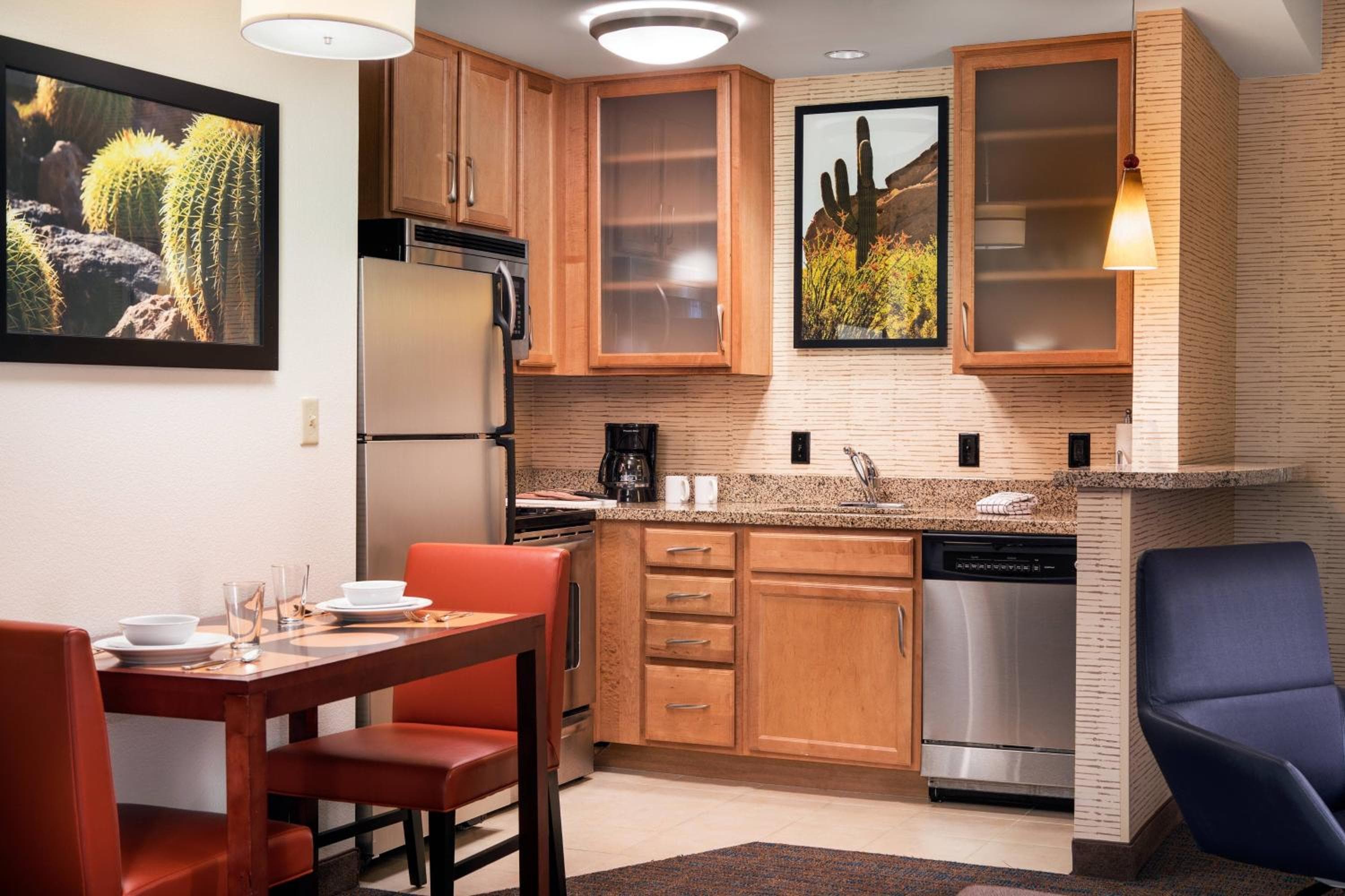 Residence Inn Phoenix Desert View at Mayo Clinic, Phoenix, photo 3