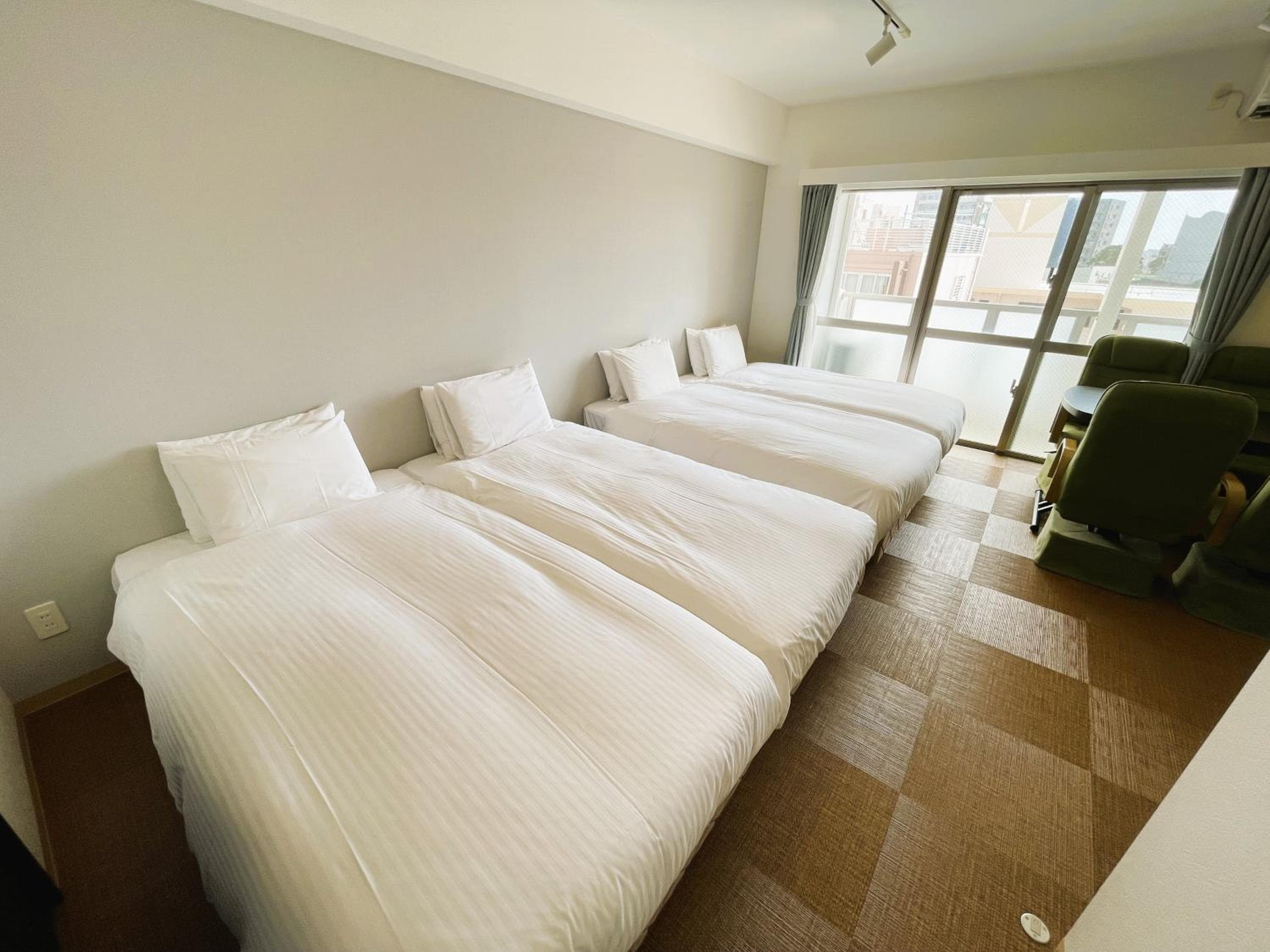 BiBi Hotel Cosmos Shintoshin, Naha, photo 6