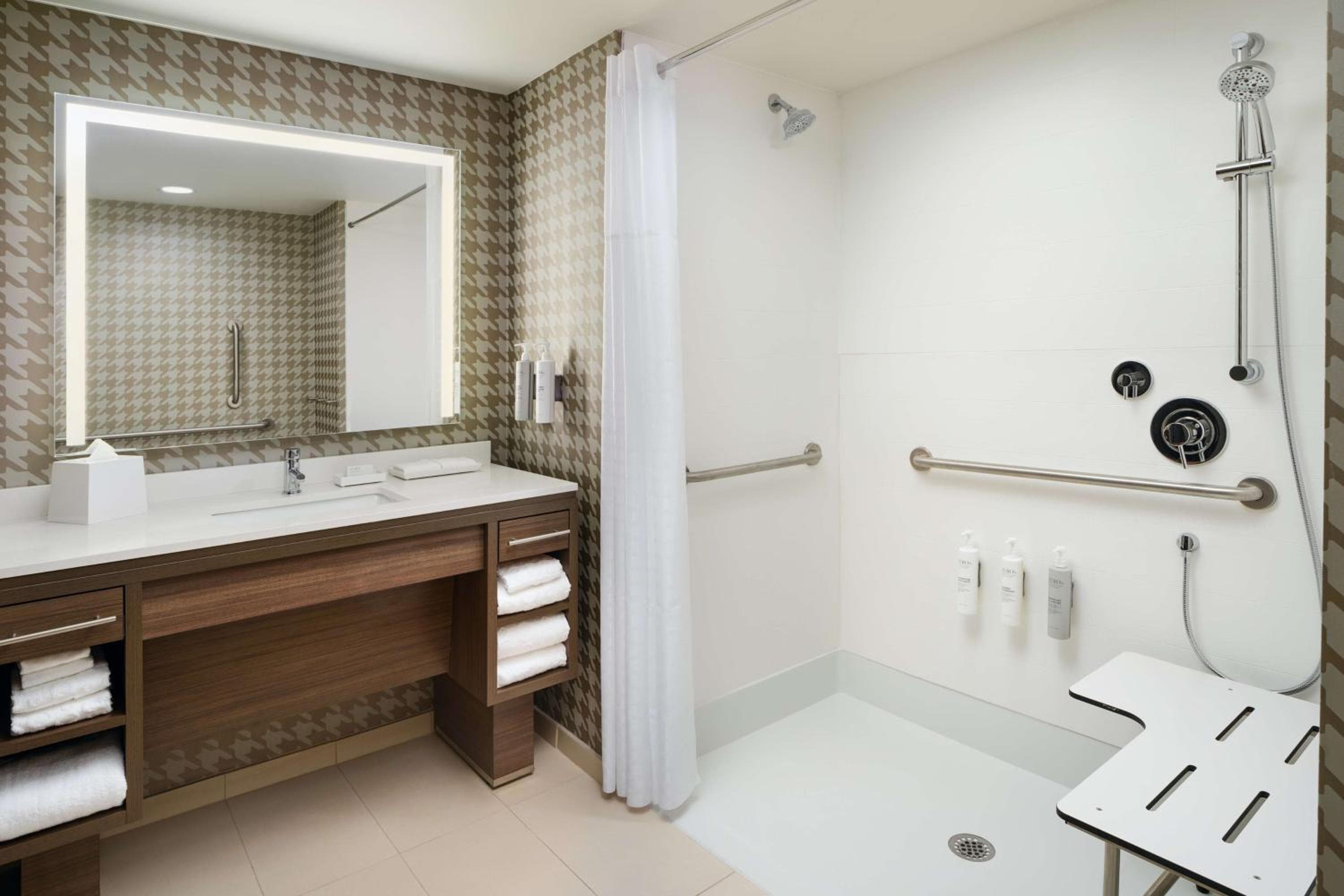 Home2 Suites By Hilton Towson, Towson, photo 3