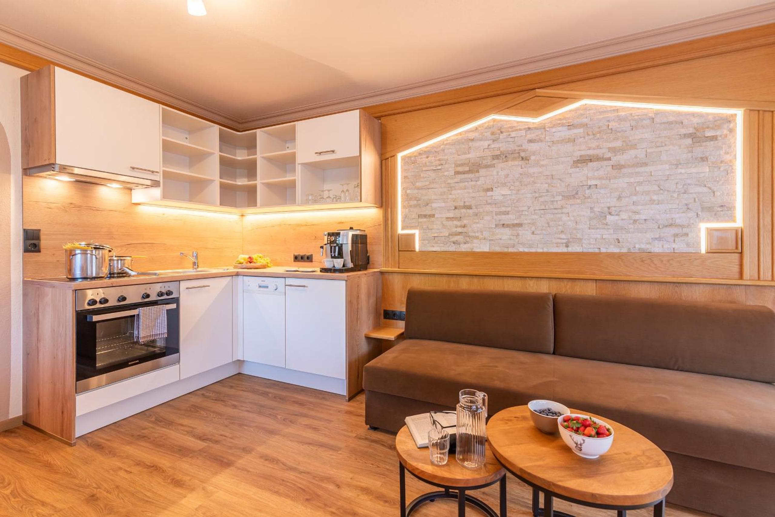 Hotel Garni Apart TINA, Ischgl, photo 6