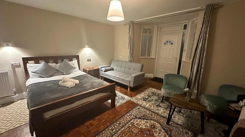 Inn By The Sea, PORTSMOUTH, Parking EV 22kW Available, Portsmouth, photo 4