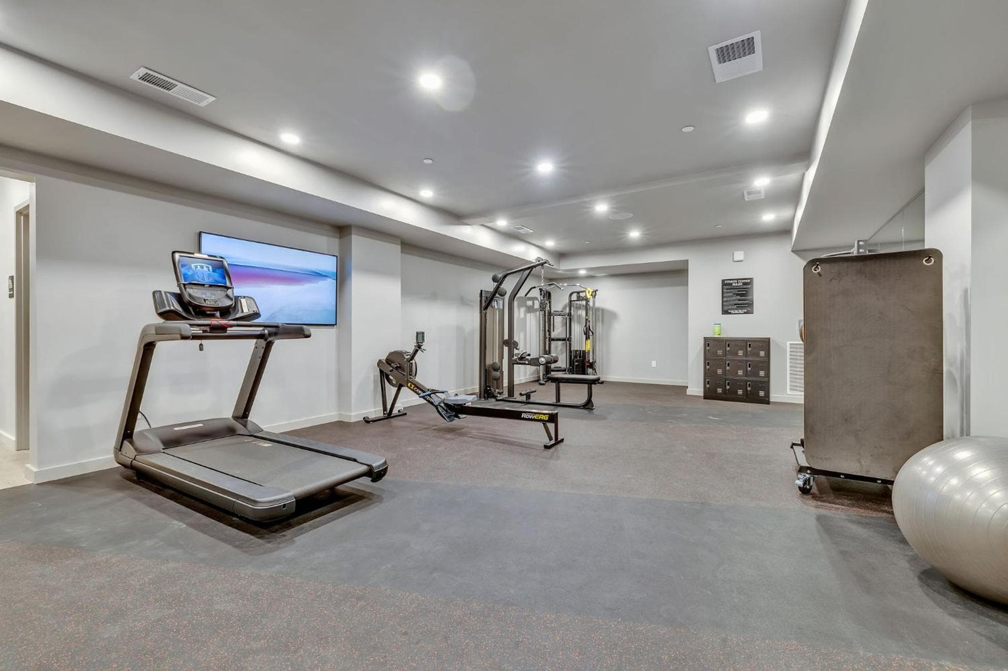 HUGE downtown corner unit- Pool-Gym-Walk 2 Broadway, Nashville, photo 5
