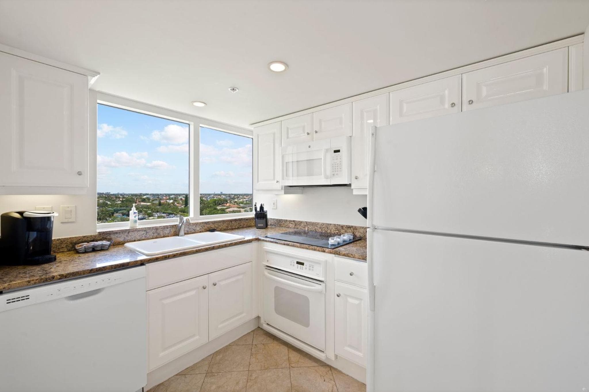 Marco Beach Ocean Suites, Marco Island, photo 6