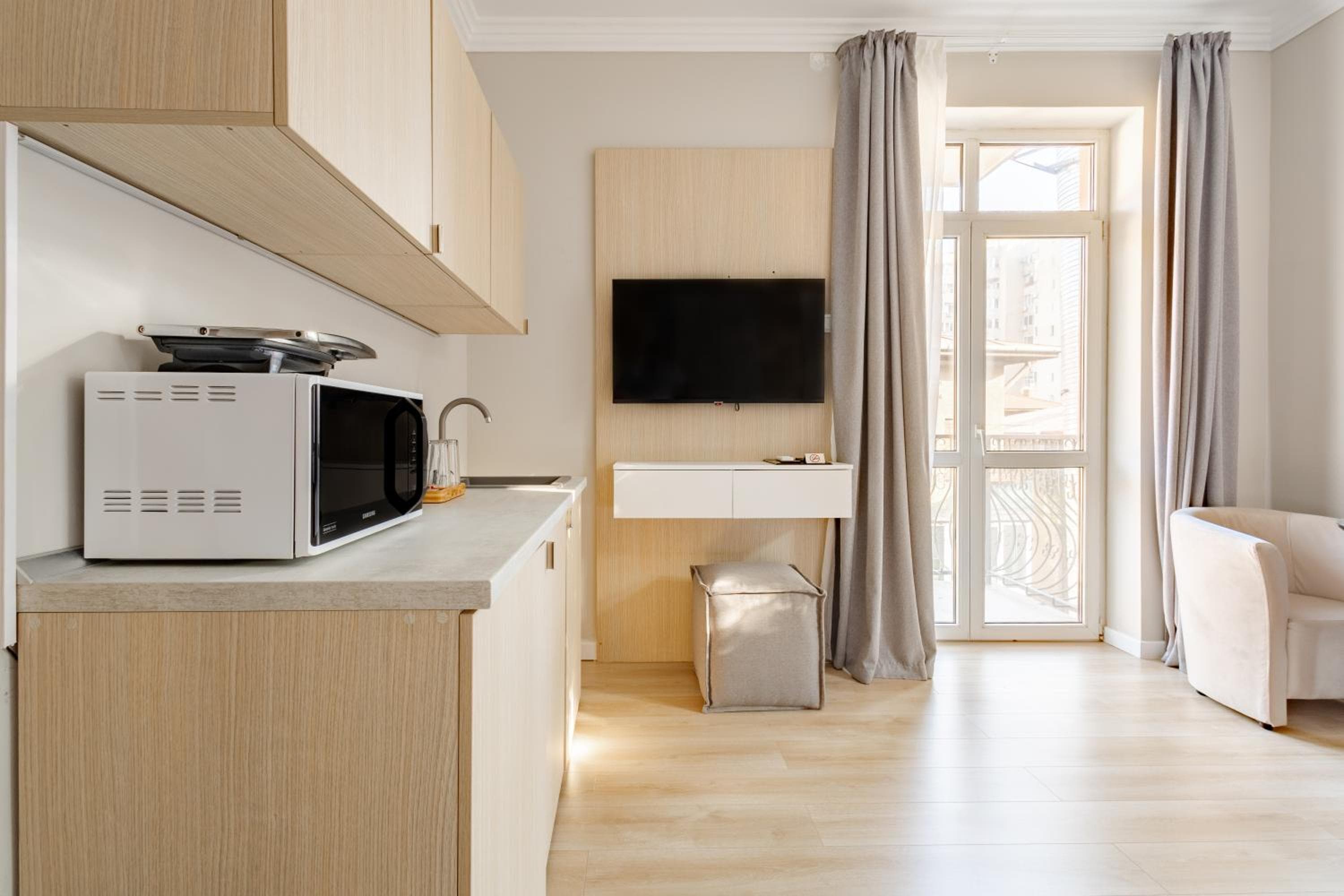 Piccolo Mondo by CityBookings, Bucharest, photo 6