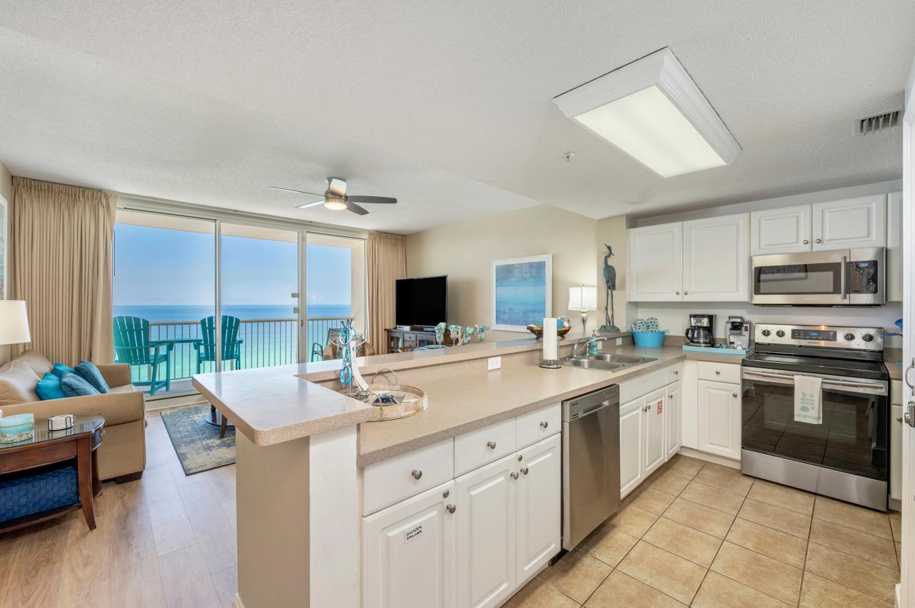 Stunning Ocean & Sunset Views, Direct Beach Access with 2 King Bedrooms at Panama City Beach, Fl, Panama City Beach, photo 3