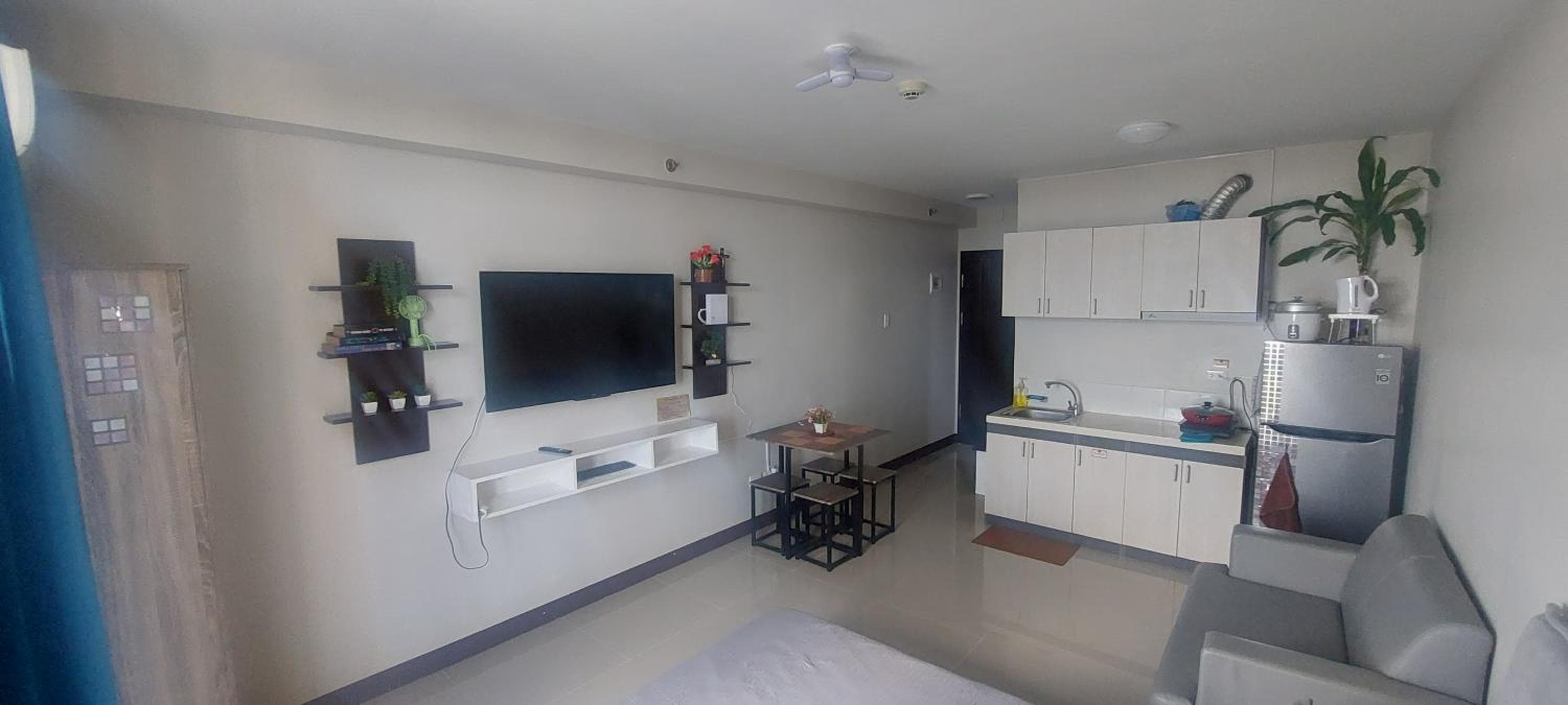 Dracarys Place 2 Condo with Balcony Unlimited Wifi LapuLapu City view, Lapu Lapu City, photo 2