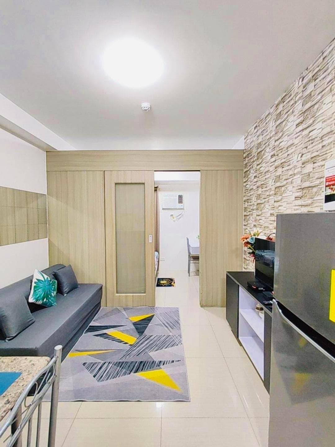 NJ's Place, Shore 1 Residences, MOA Complex, Pasay City, Philippines, Manila, photo 3