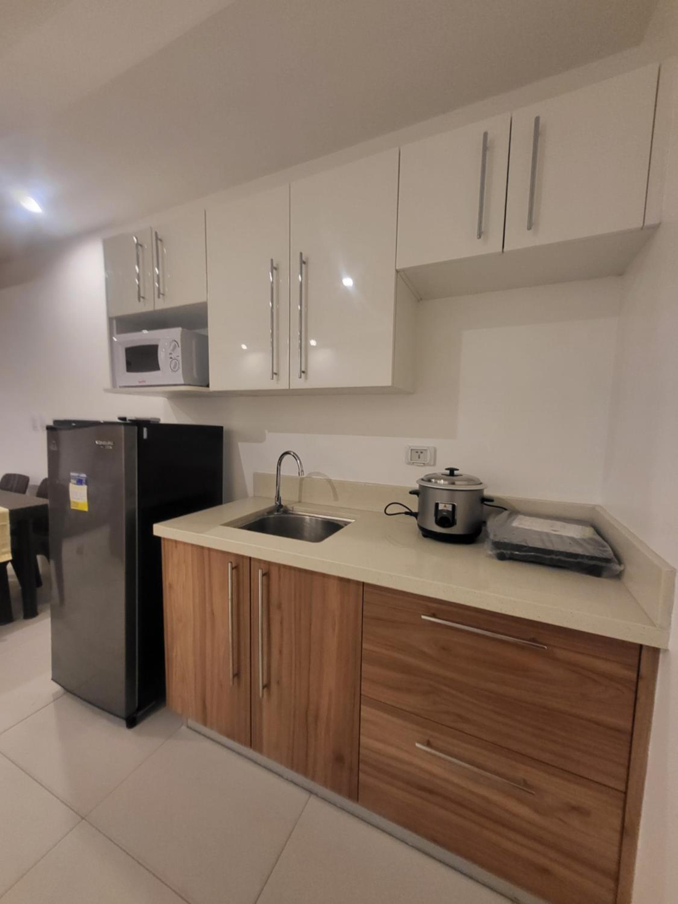 Spacious Minimalist Studio at Matina Enclaves, photo 3