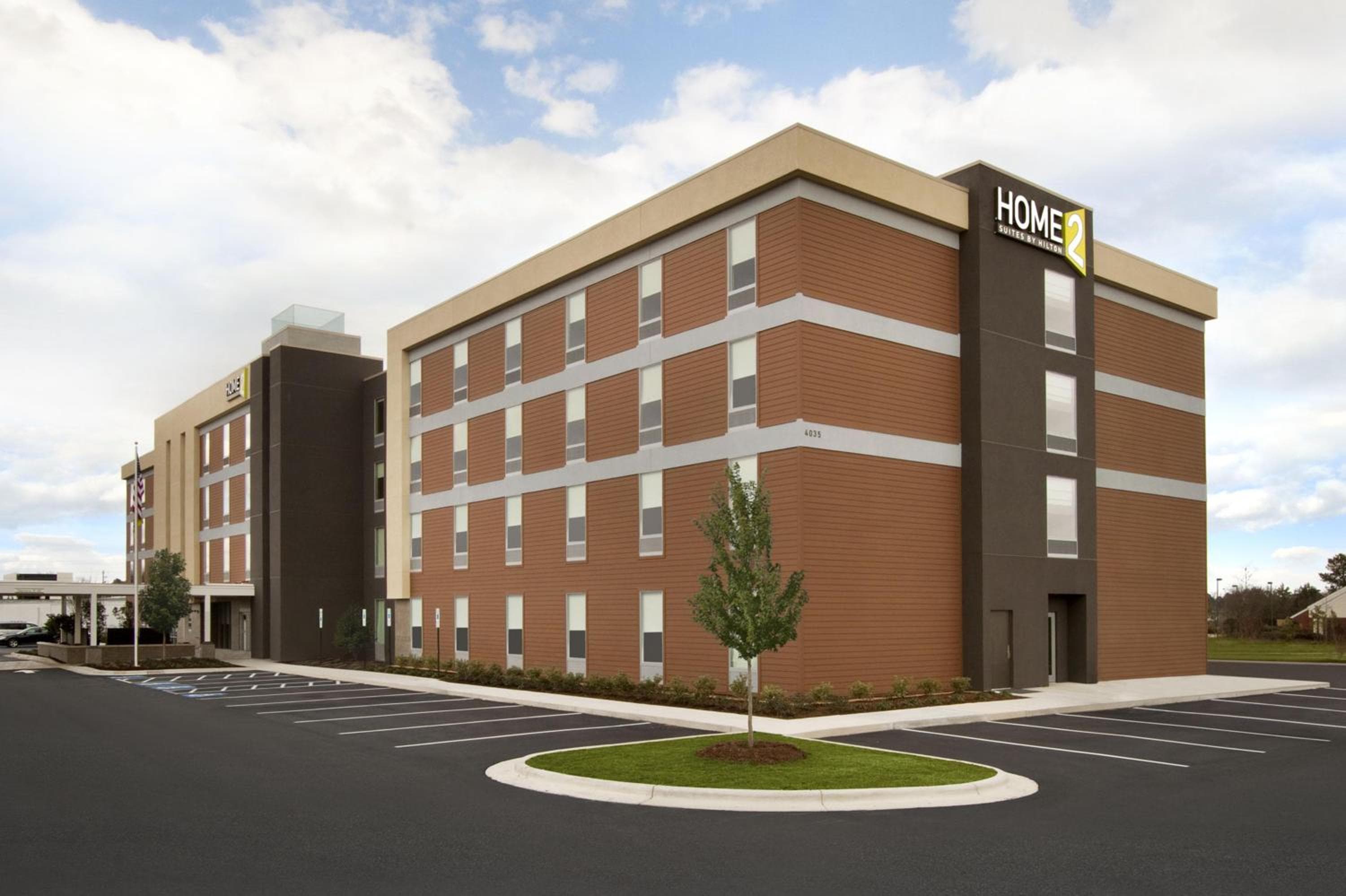 Home2 Suites by Hilton Fayetteville Fort Bragg, Fayetteville