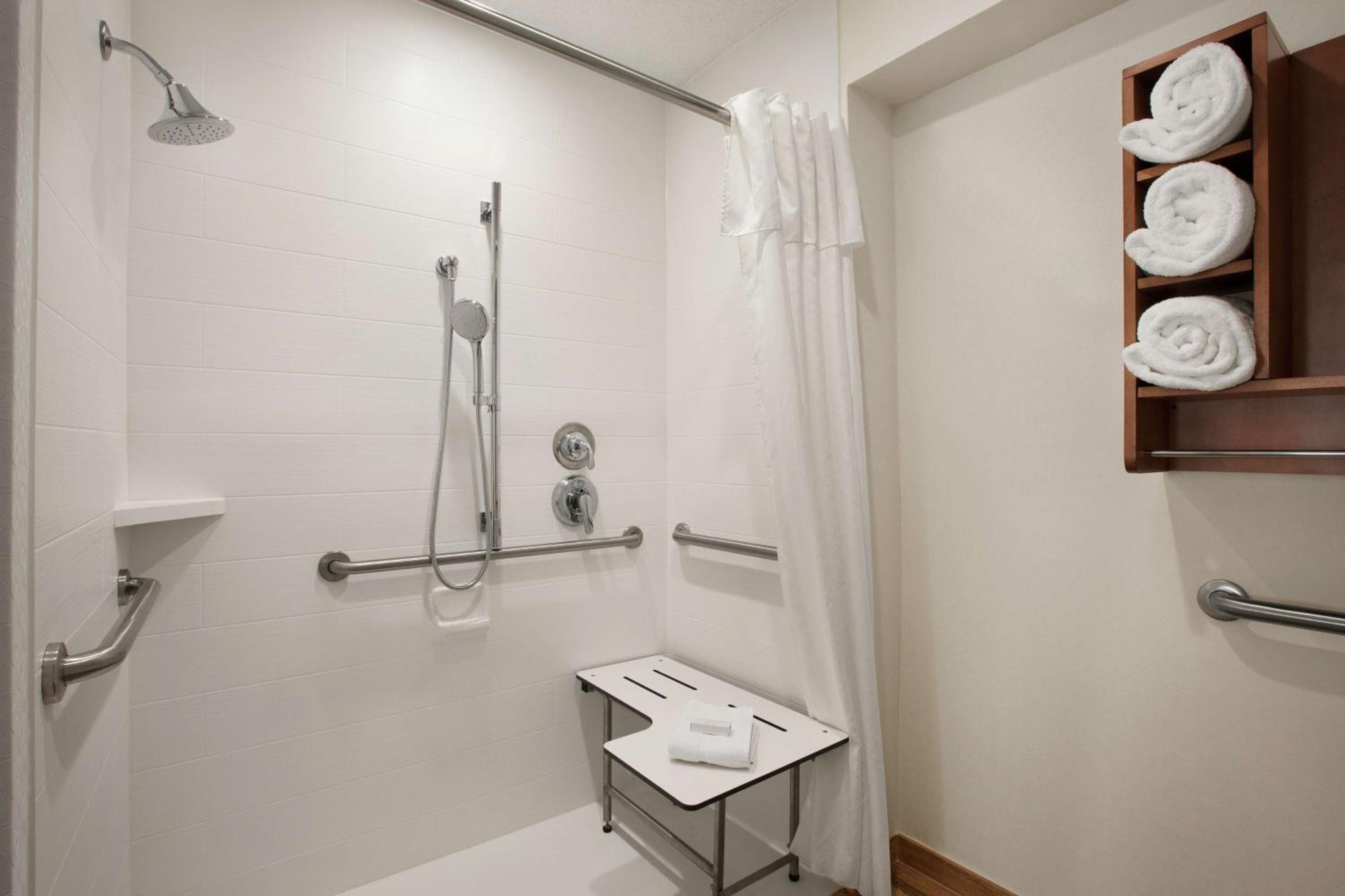 Homewood Suites by Hilton Kansas City Airport, Kansas City, photo 3