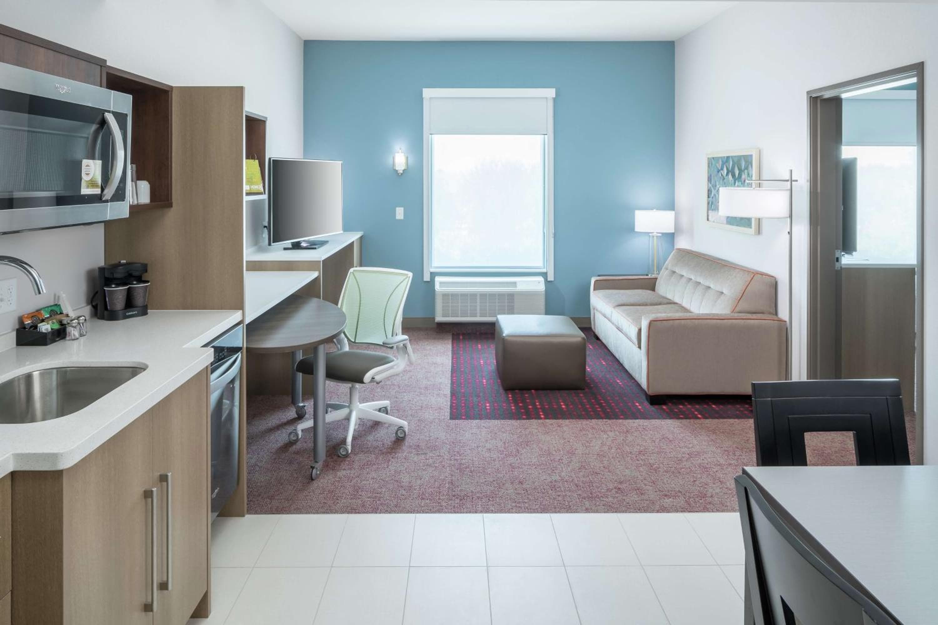 Home2 Suites By Hilton Orlando Airport, Orlando, photo 3