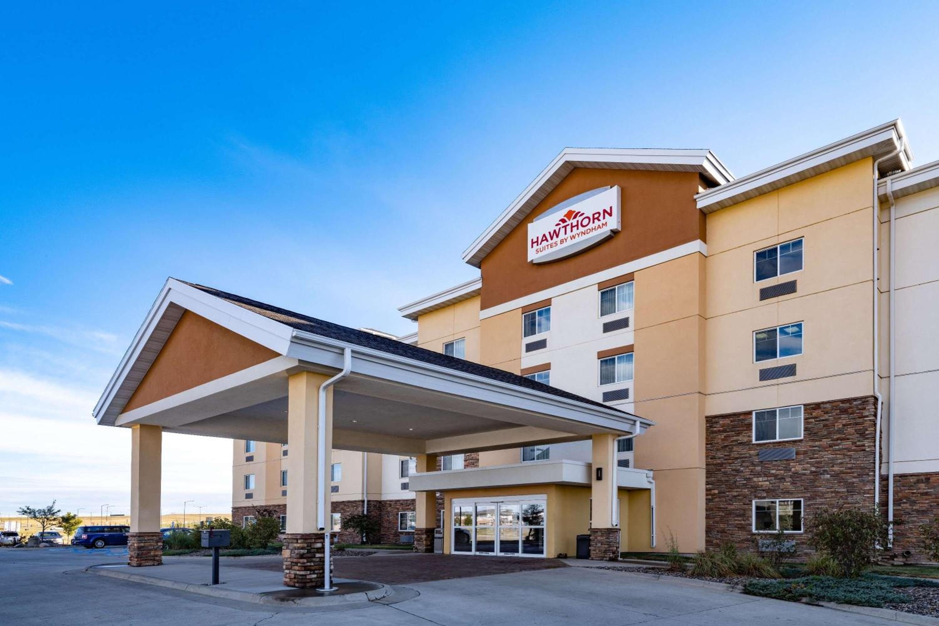 Hawthorn Extended Stay by Wyndham Dickinson, Dickinson