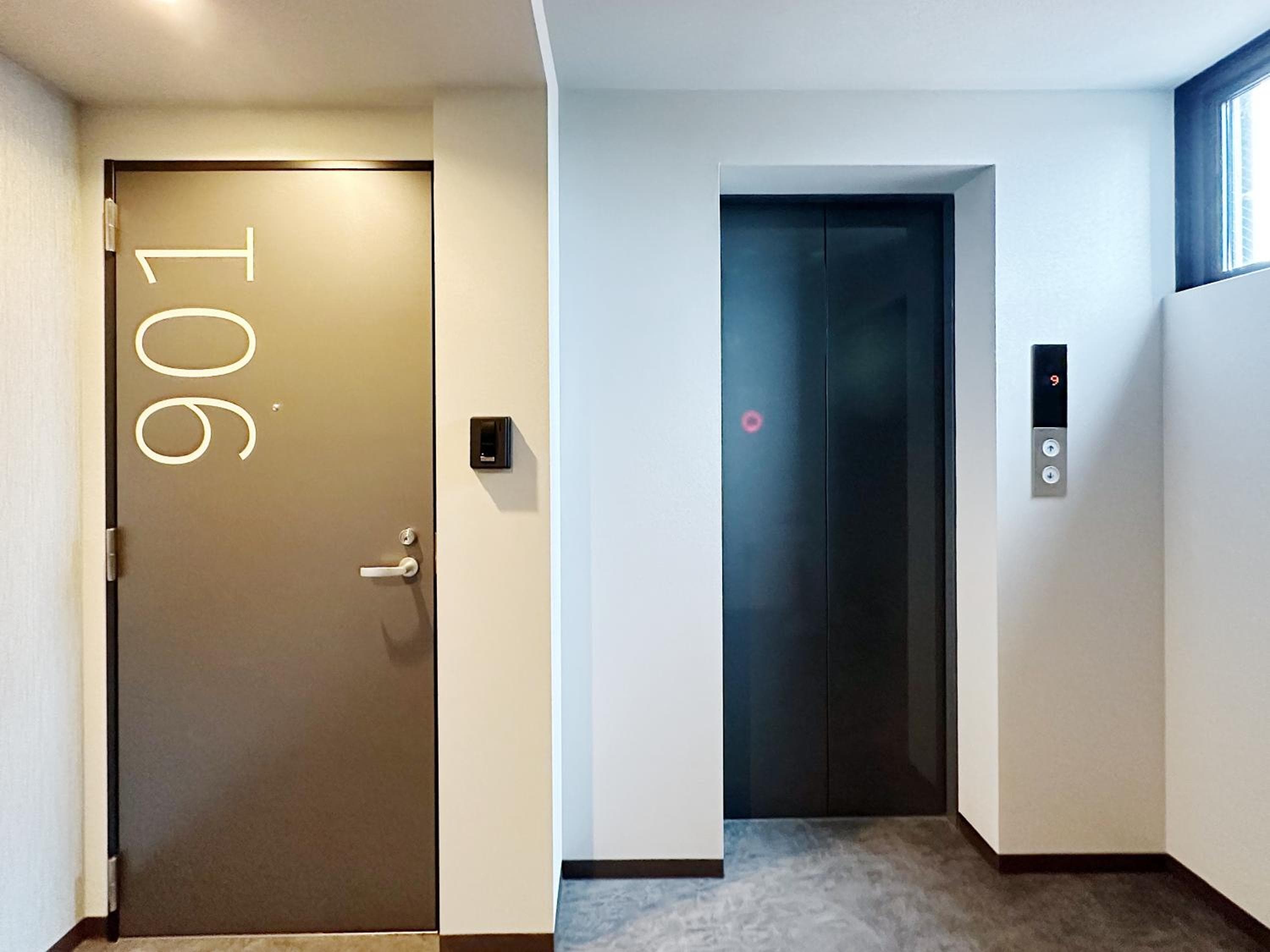SR Namba -Sanctuary Residence-, photo 2