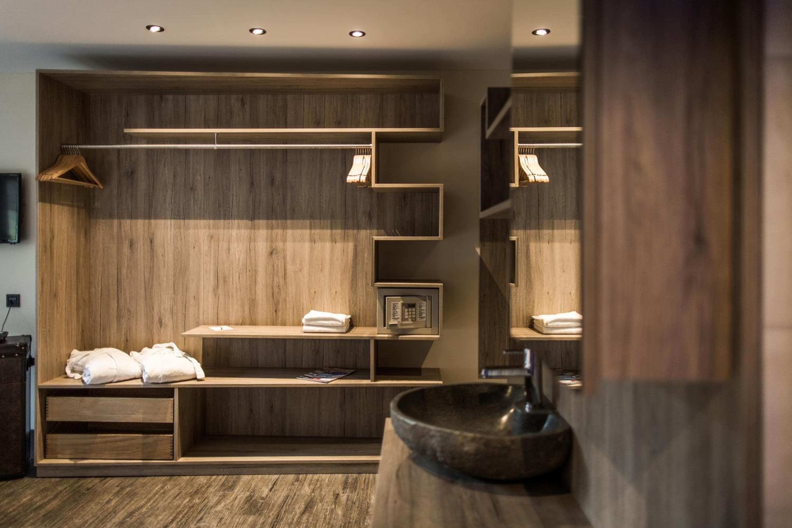 THOMSN Central Hotel & Appartements, Saalbach Hinterglemm, photo 2