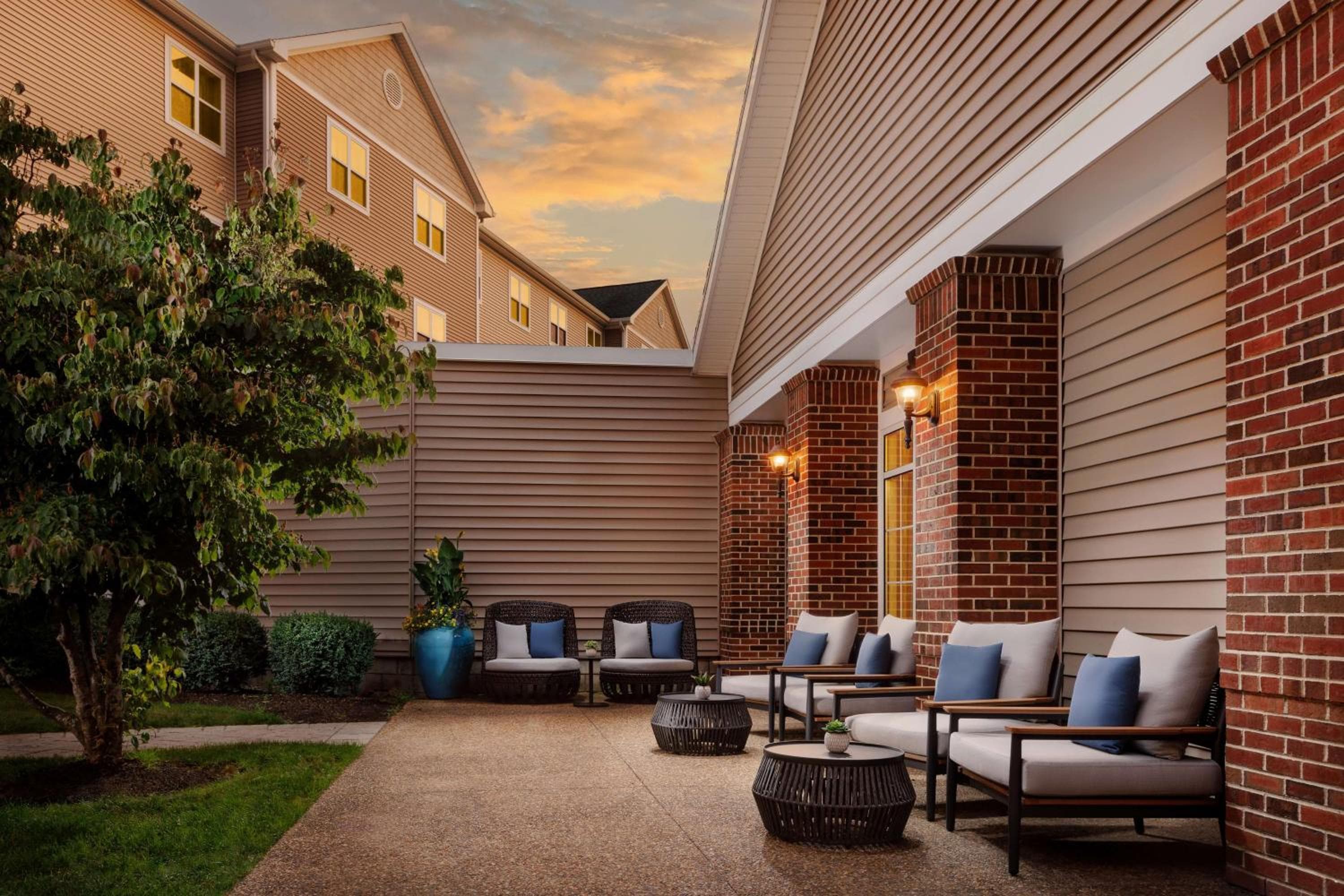 Homewood Suites by Hilton Portsmouth, Portsmouth, photo 5