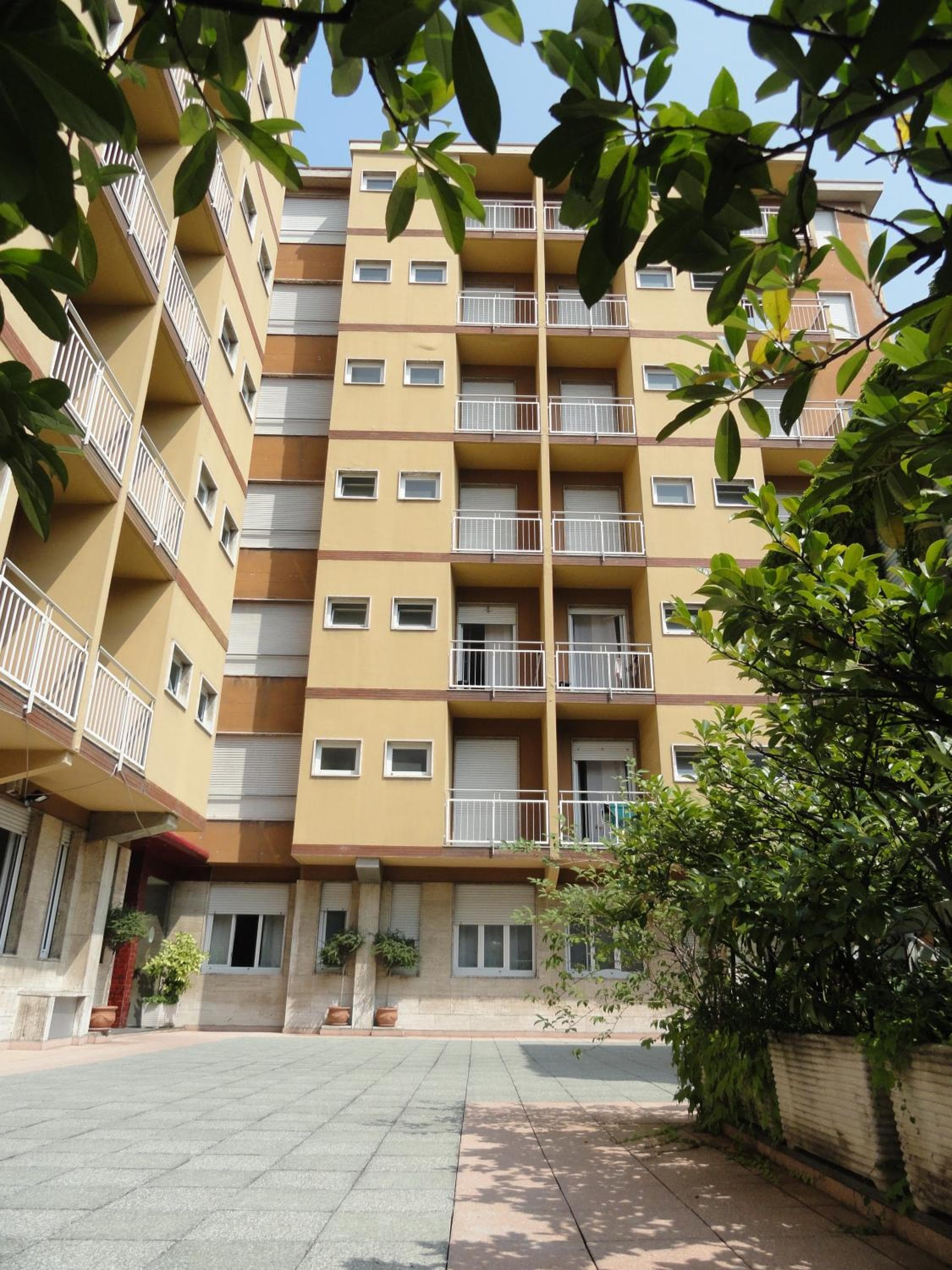 Residence Giusti 6, Milan