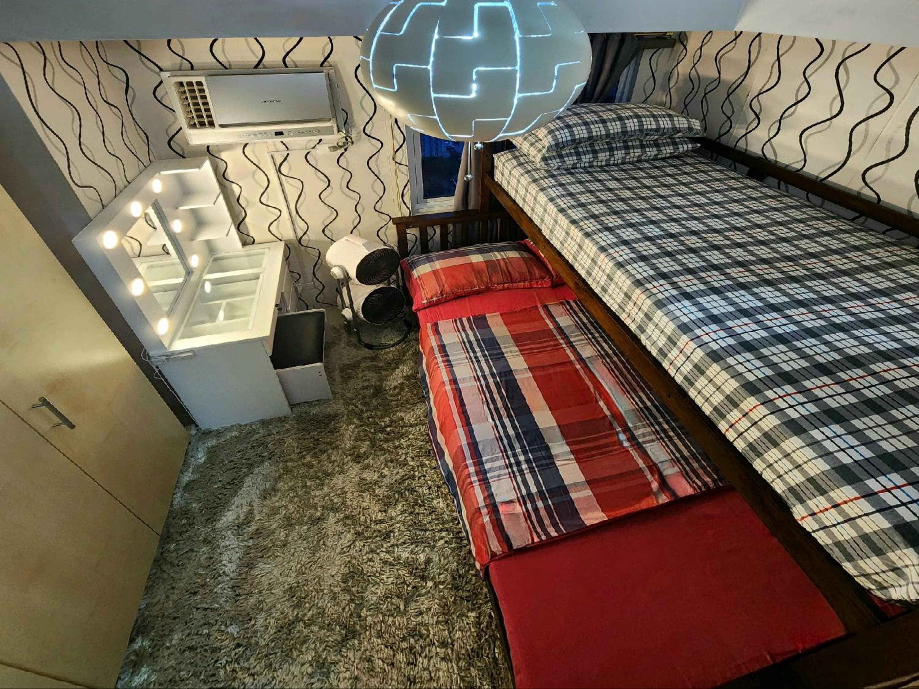 Elegant Studio at Grass Residences 1-5 persons only, Quezon City, Manila