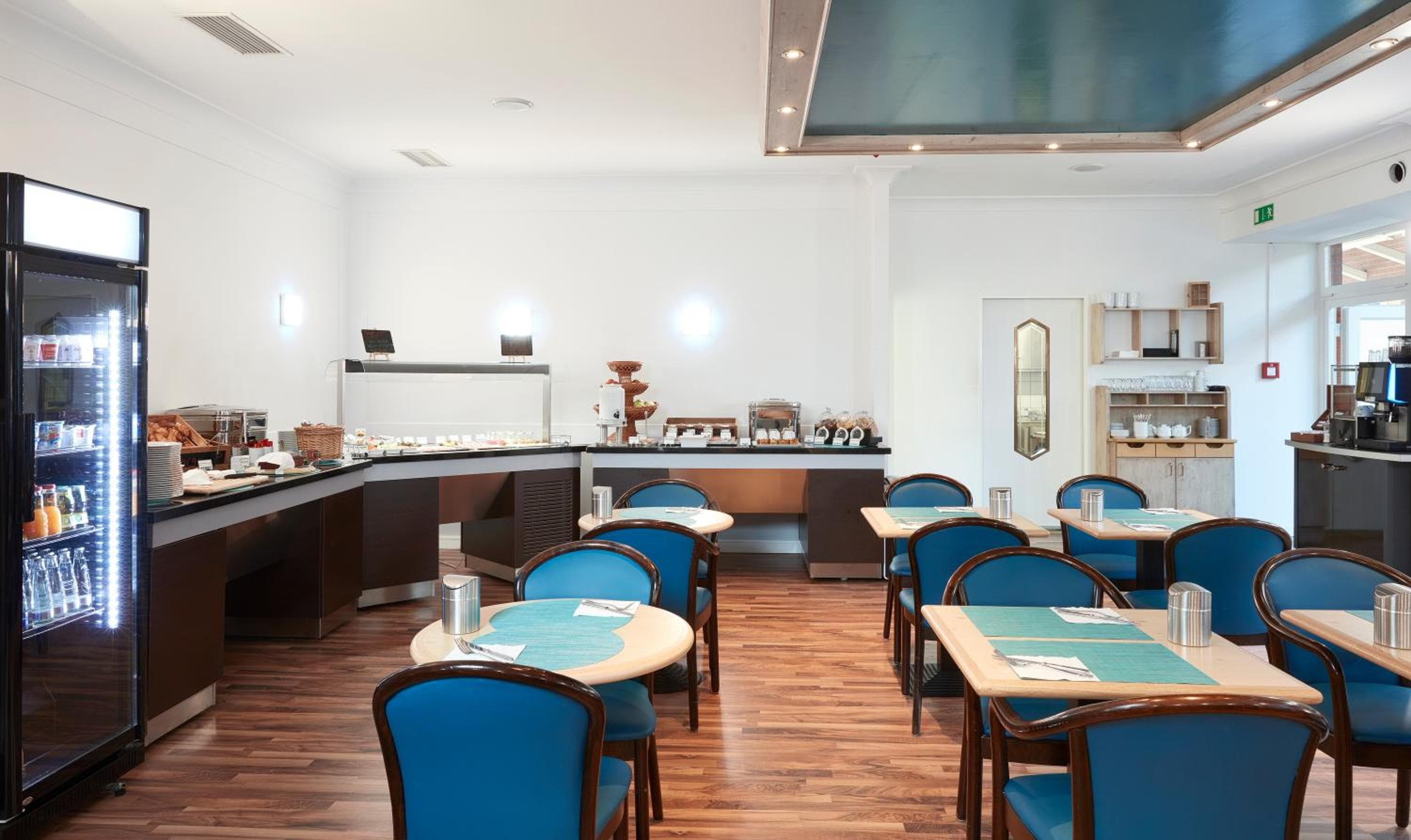 Living Hotel am Olympiapark, Munich, photo 4