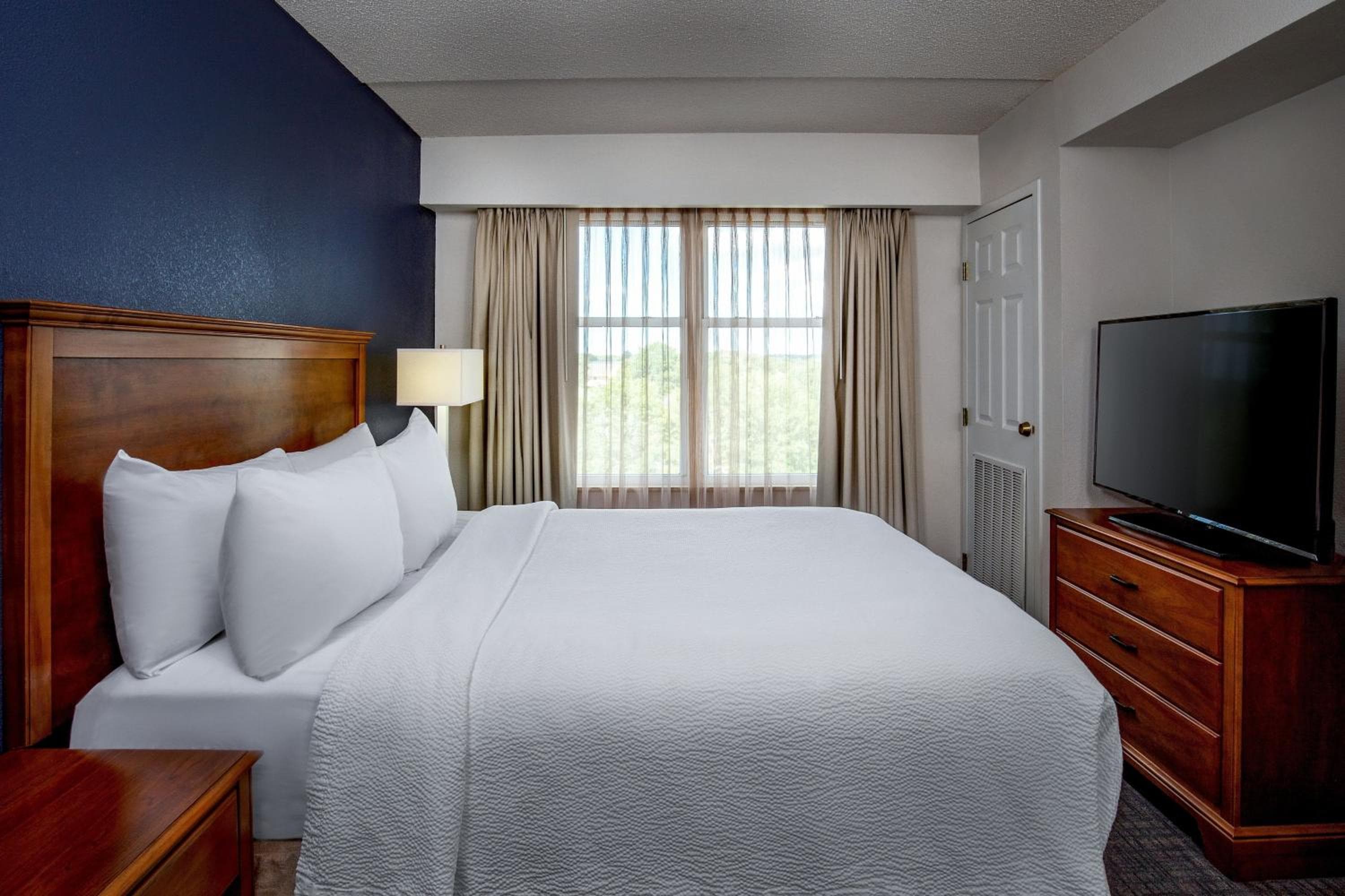 Residence Inn by Marriott Chesapeake Greenbrier, Chesapeake, photo 3