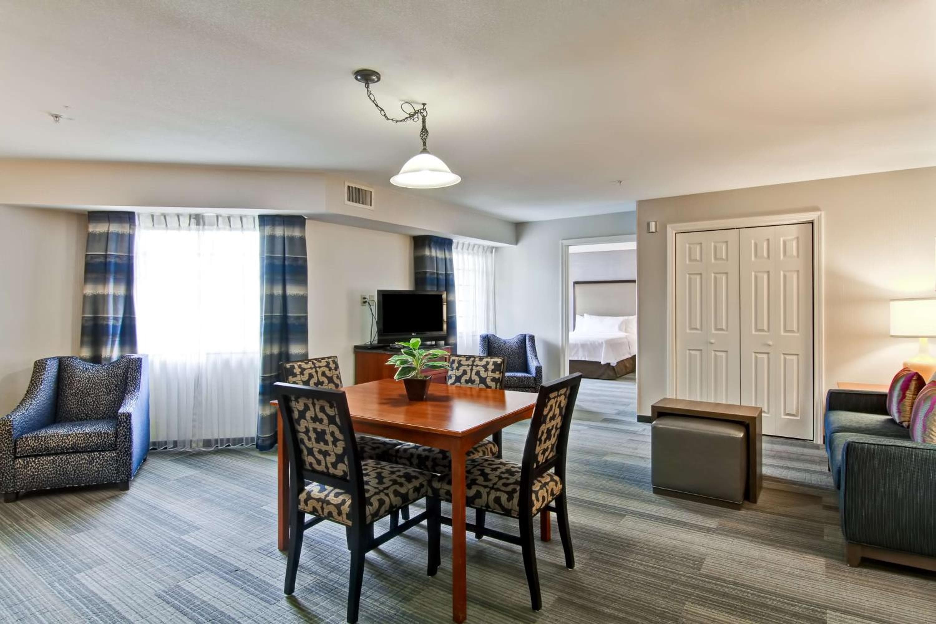 Homewood Suites by Hilton Stratford, Stratford, photo 6