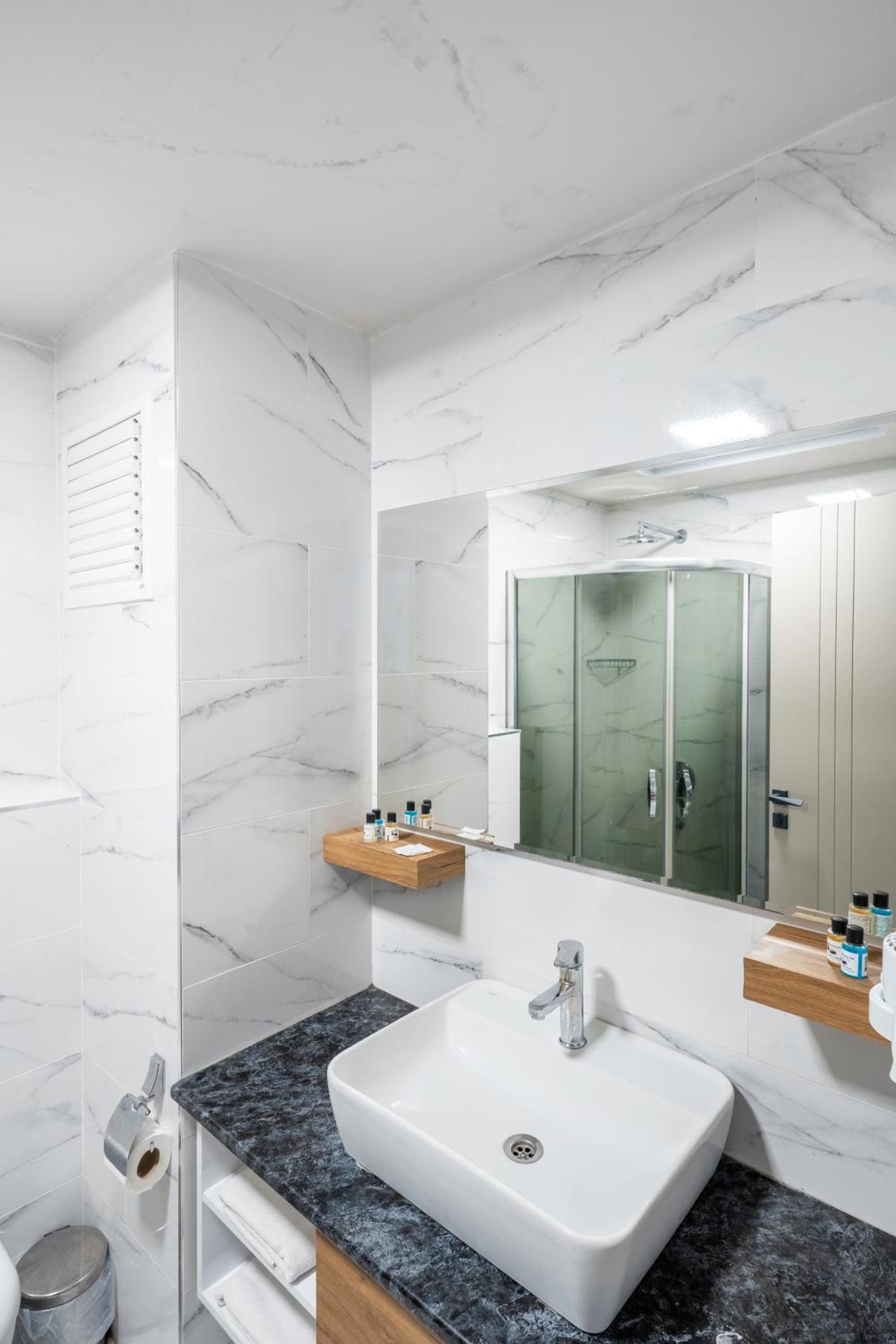 Golden World Suite Hotel, photo 5