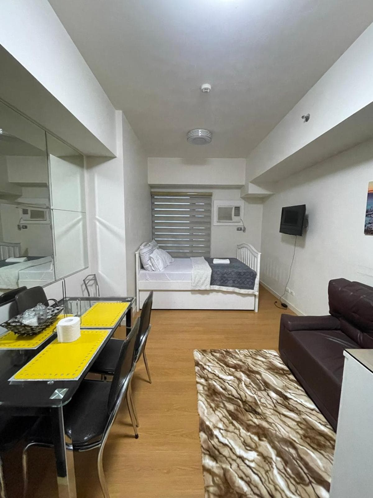 8 Adriatico Condominium near UPPGH SLMEC, Supreme Court and US Embassy, Manila, photo 4