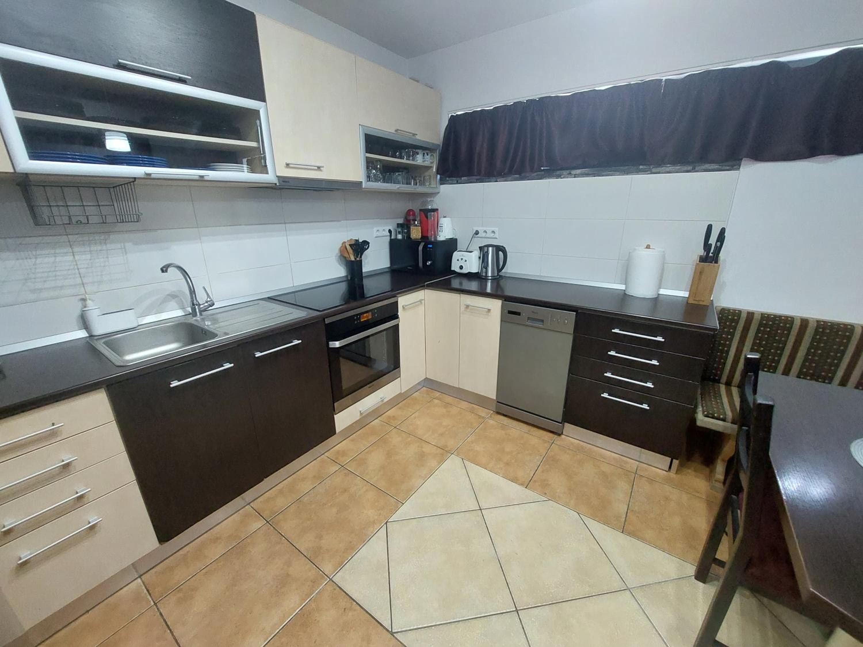 Morrison Apartments, Miercurea-Ciuc, photo 2