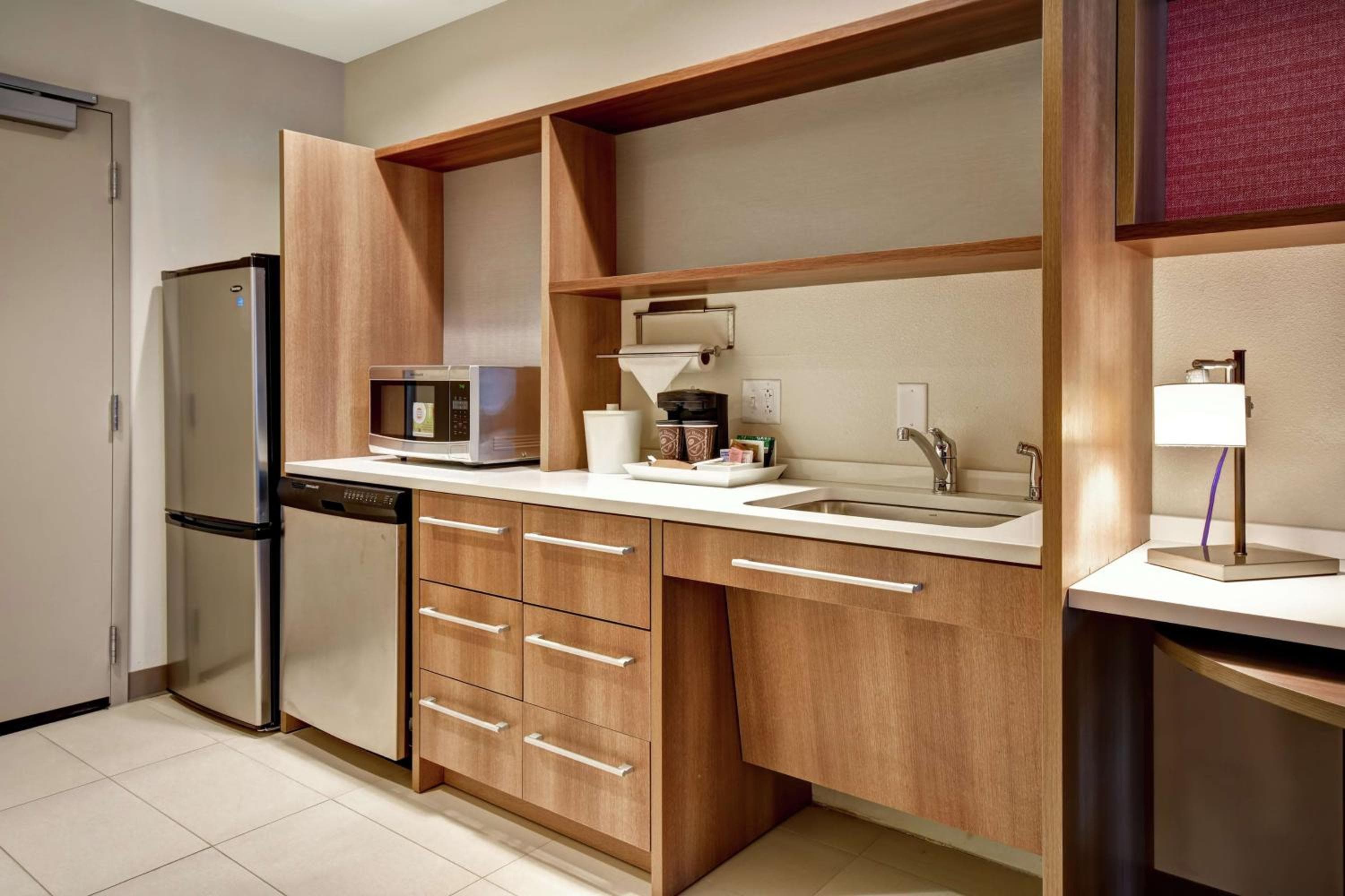 Home2 Suites by Hilton Springfield North, Springfield, photo 3