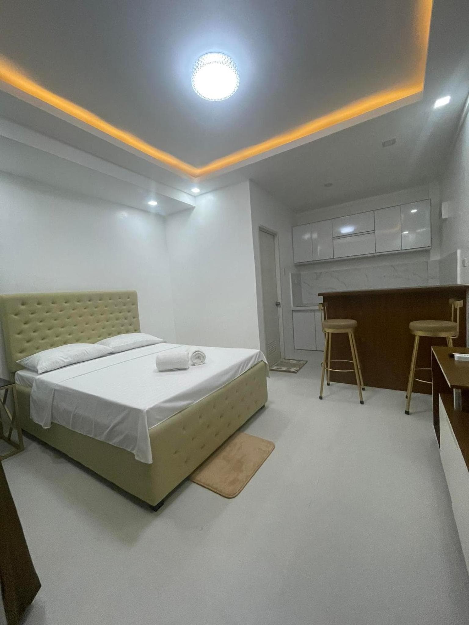 JP Suites & Residences, Tayabas