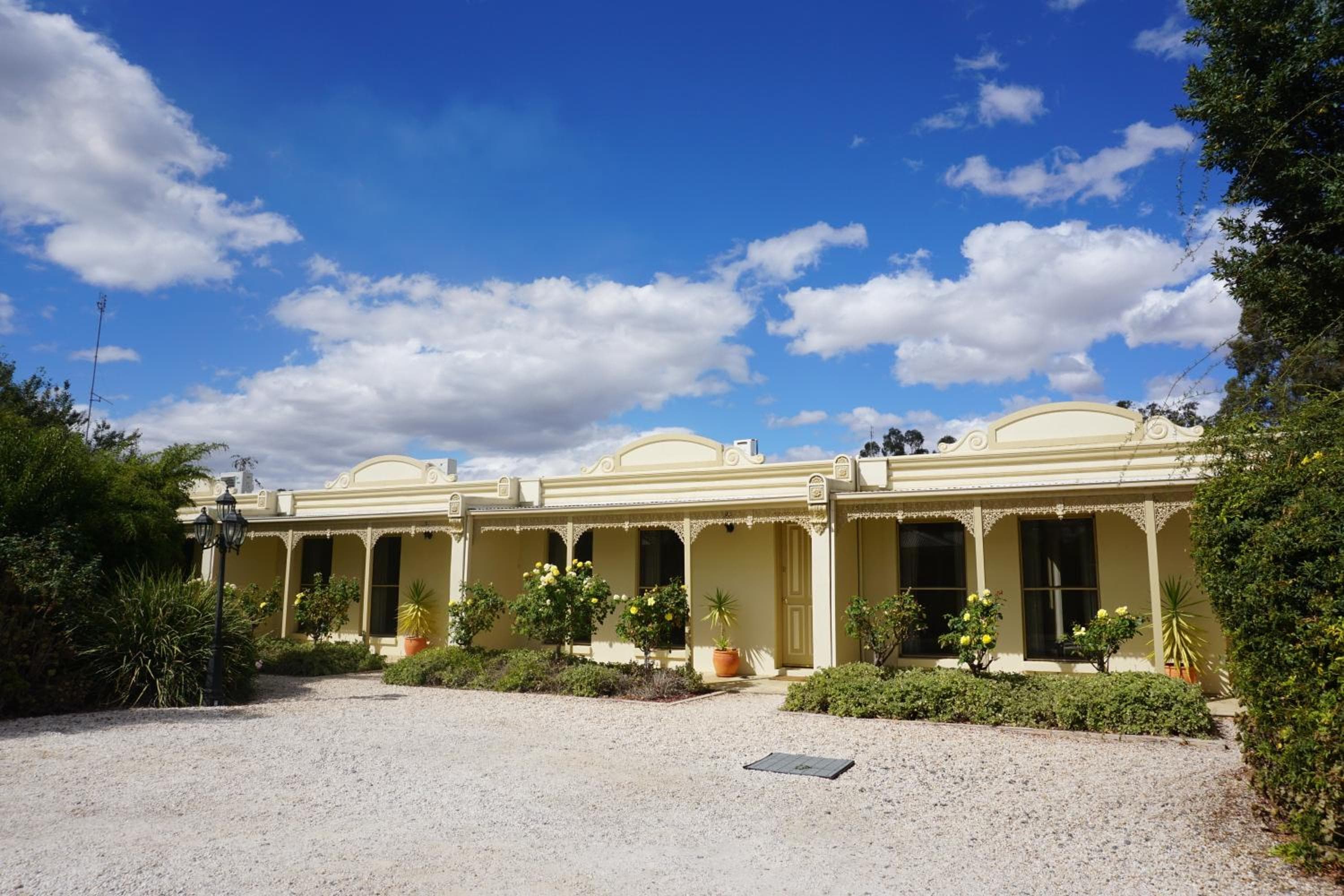 Acacia Terraces, Echuca