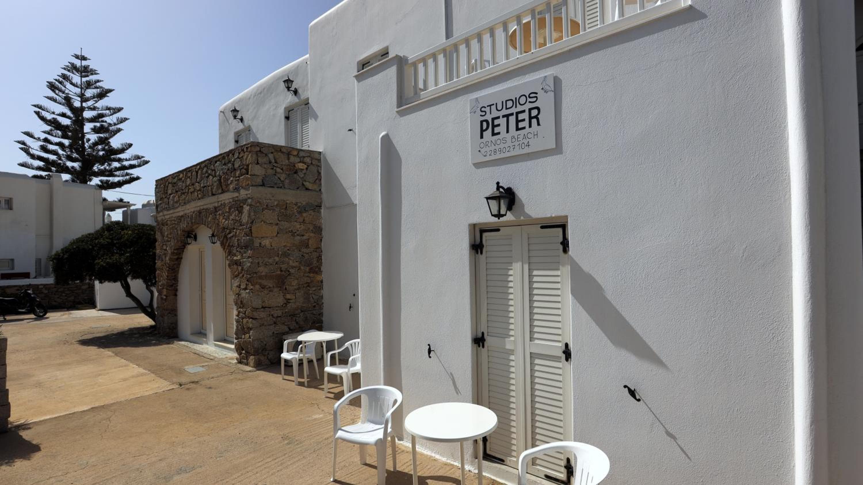 Peter Studios, Ornos, photo 3