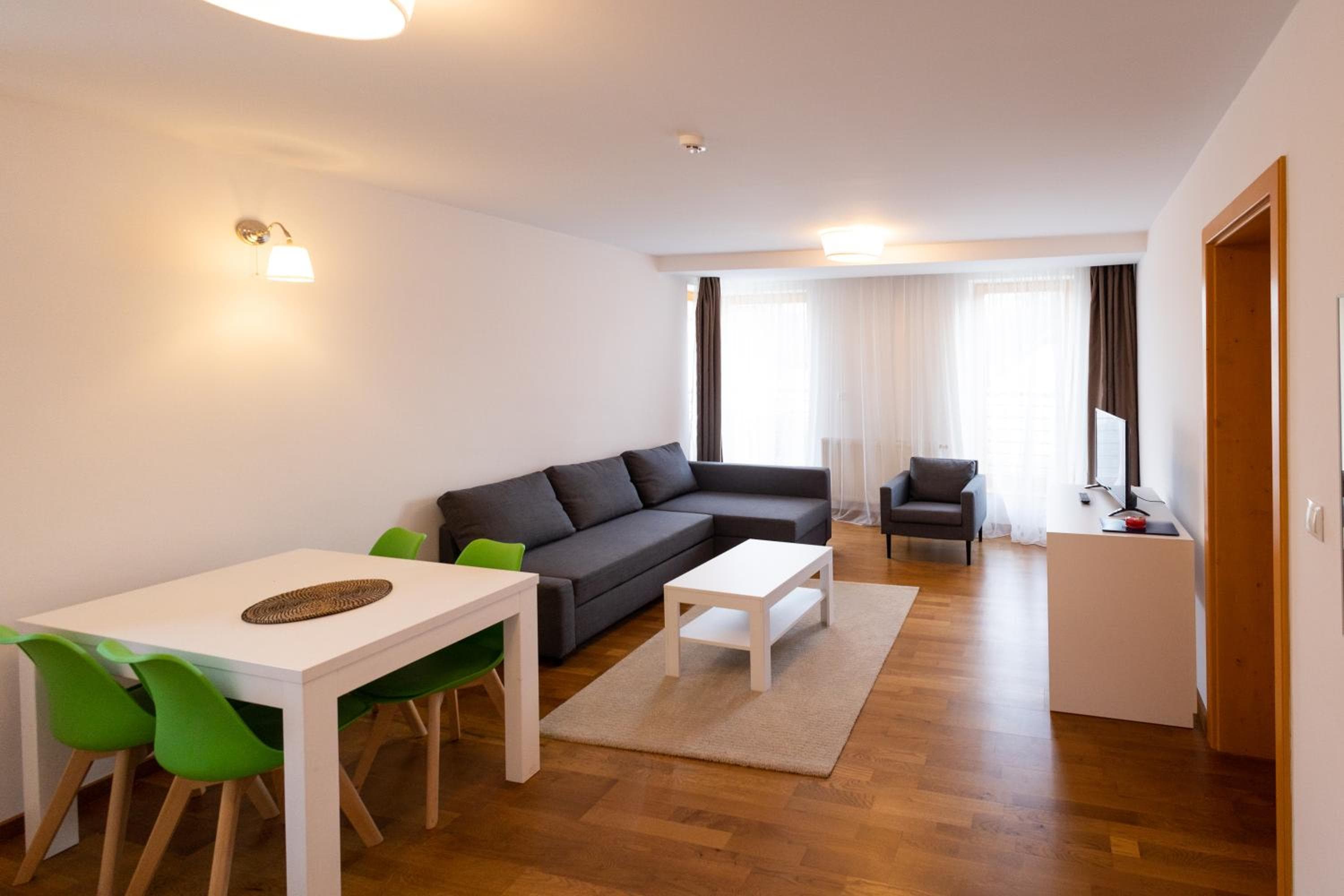 MERKUR APARTMENTS - SELF CHECK-in, Miercurea-Ciuc, photo 3