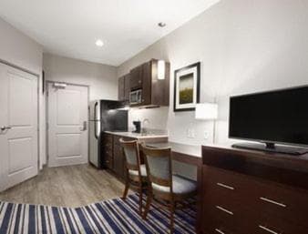 Hawthorn Extended Stay by Wyndham Midland, Midland, photo 6
