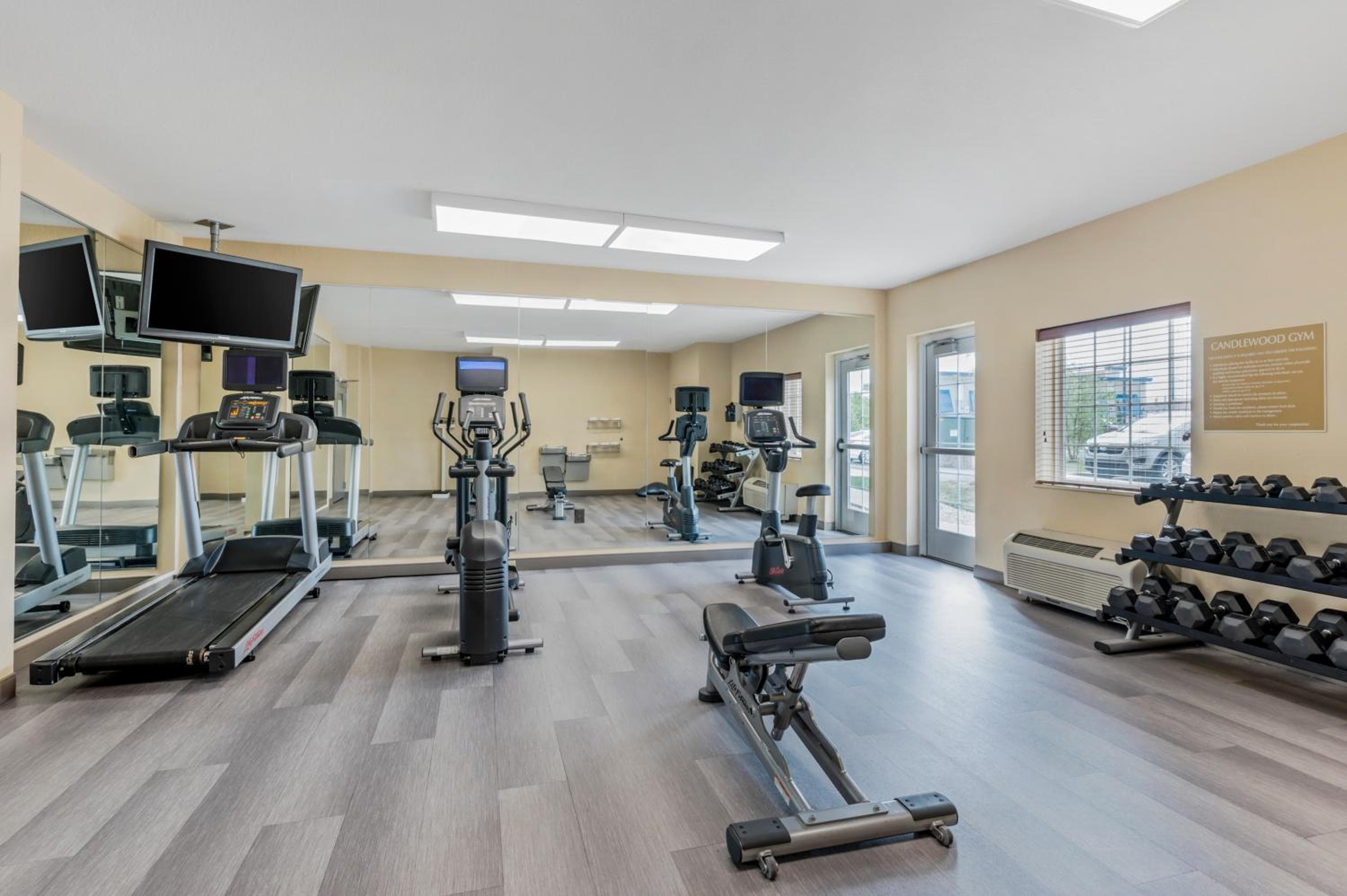 Candlewood Suites Indianapolis East by IHG, Indianapolis, photo 2