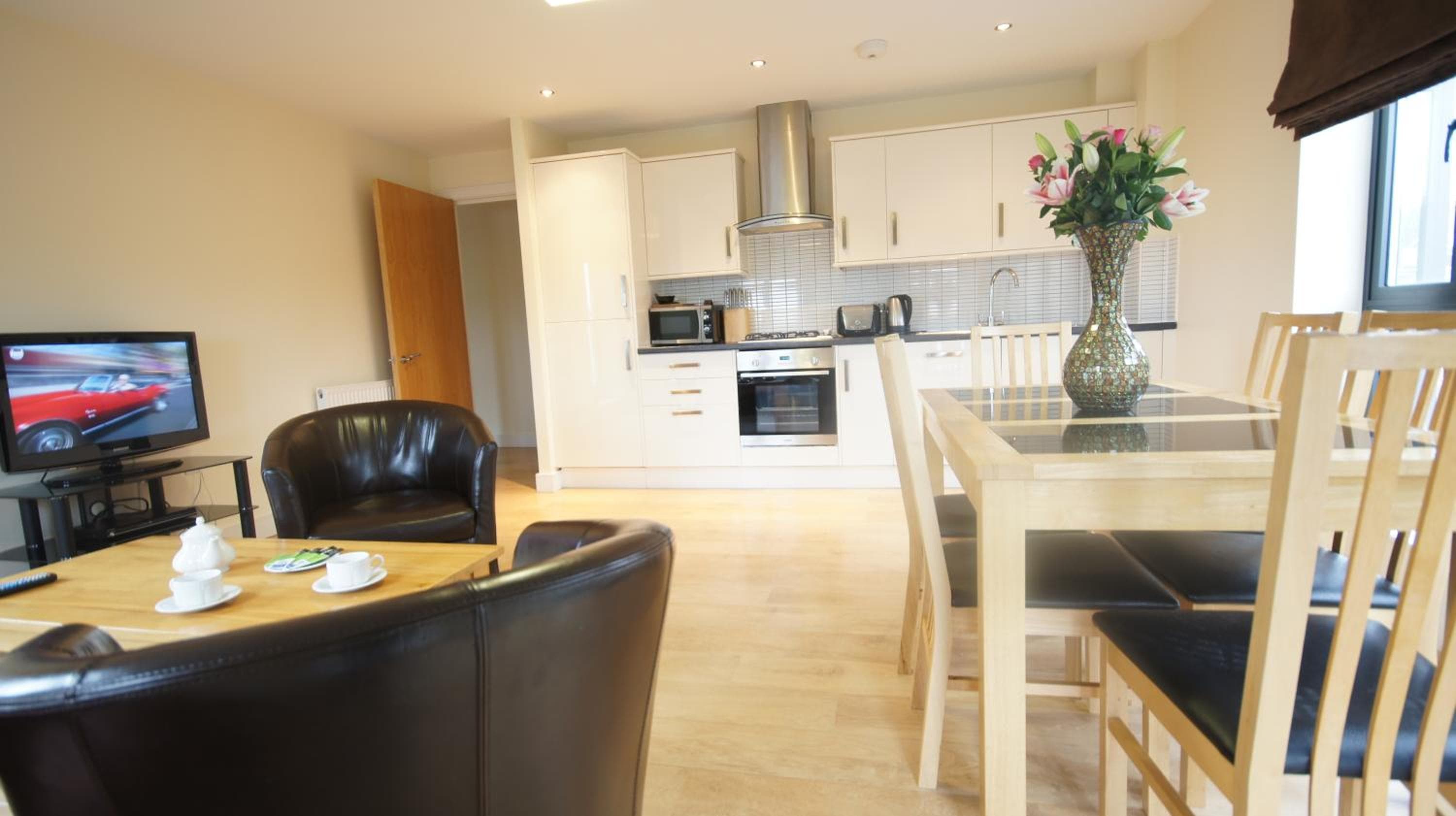 Lodge Drive Serviced Apartments, Enfield, photo 5