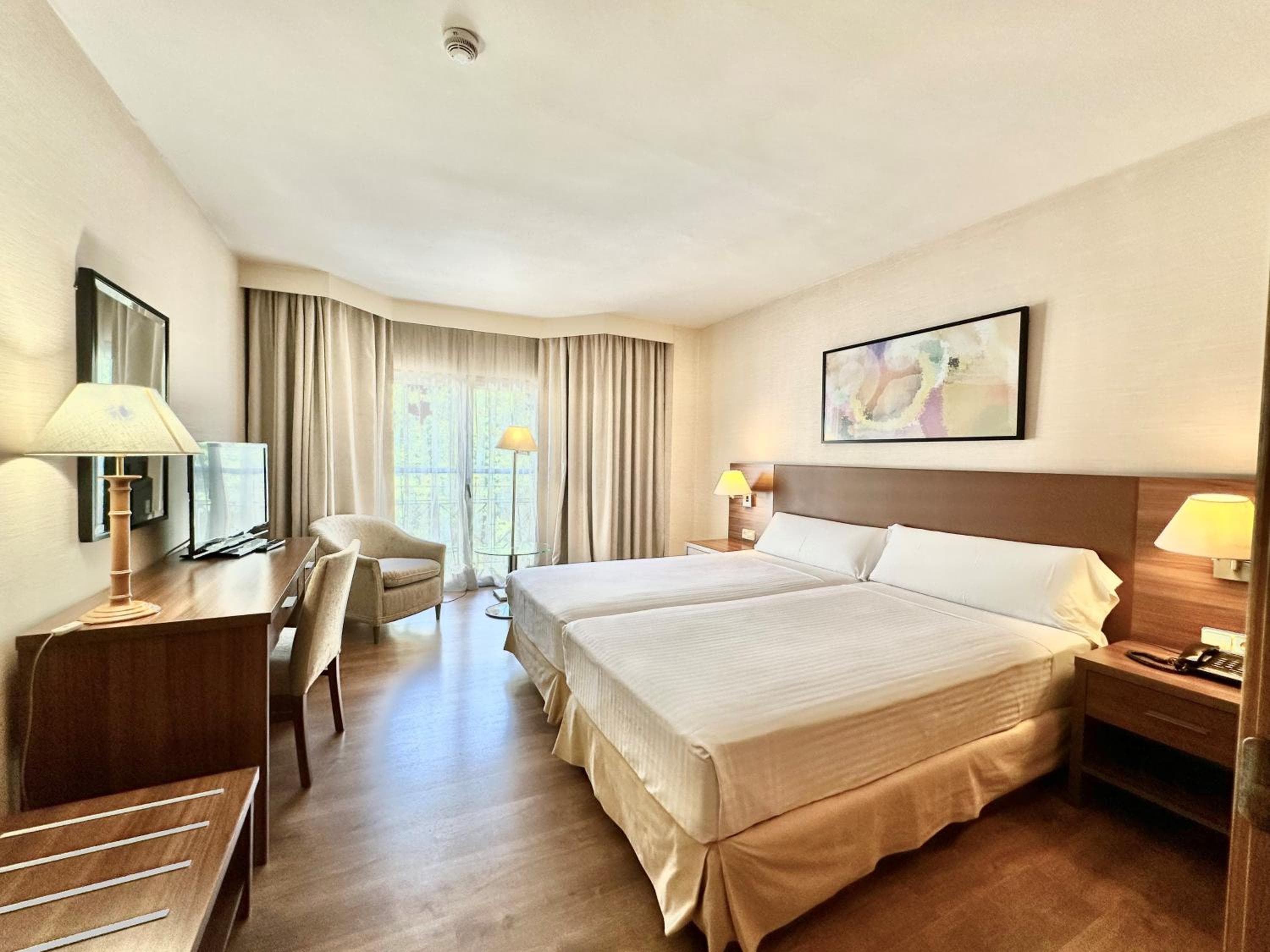 Aparto-Hotel Rosales, Madrid, photo 5