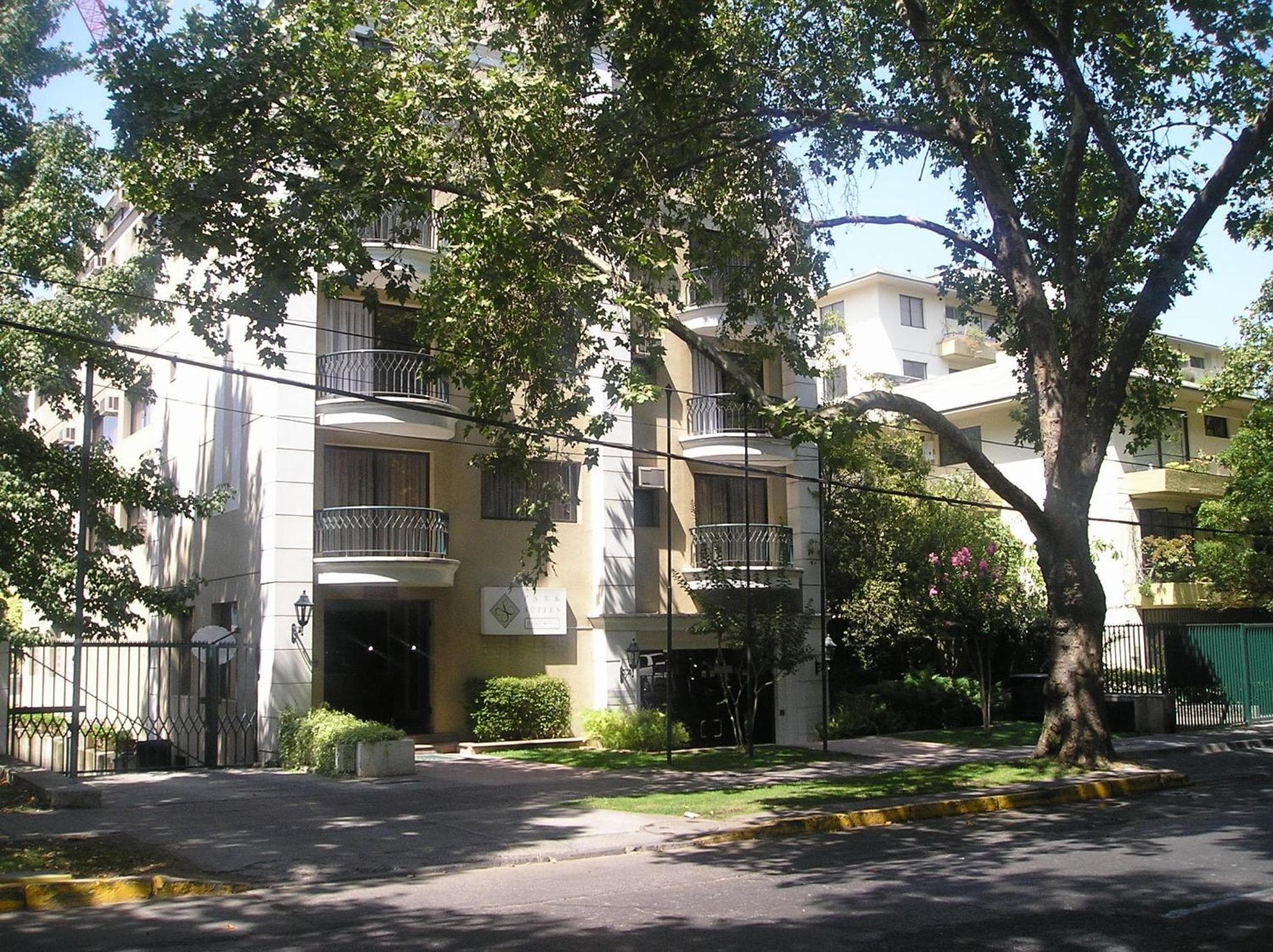 Park Plaza Apartments, Santiago, photo 2