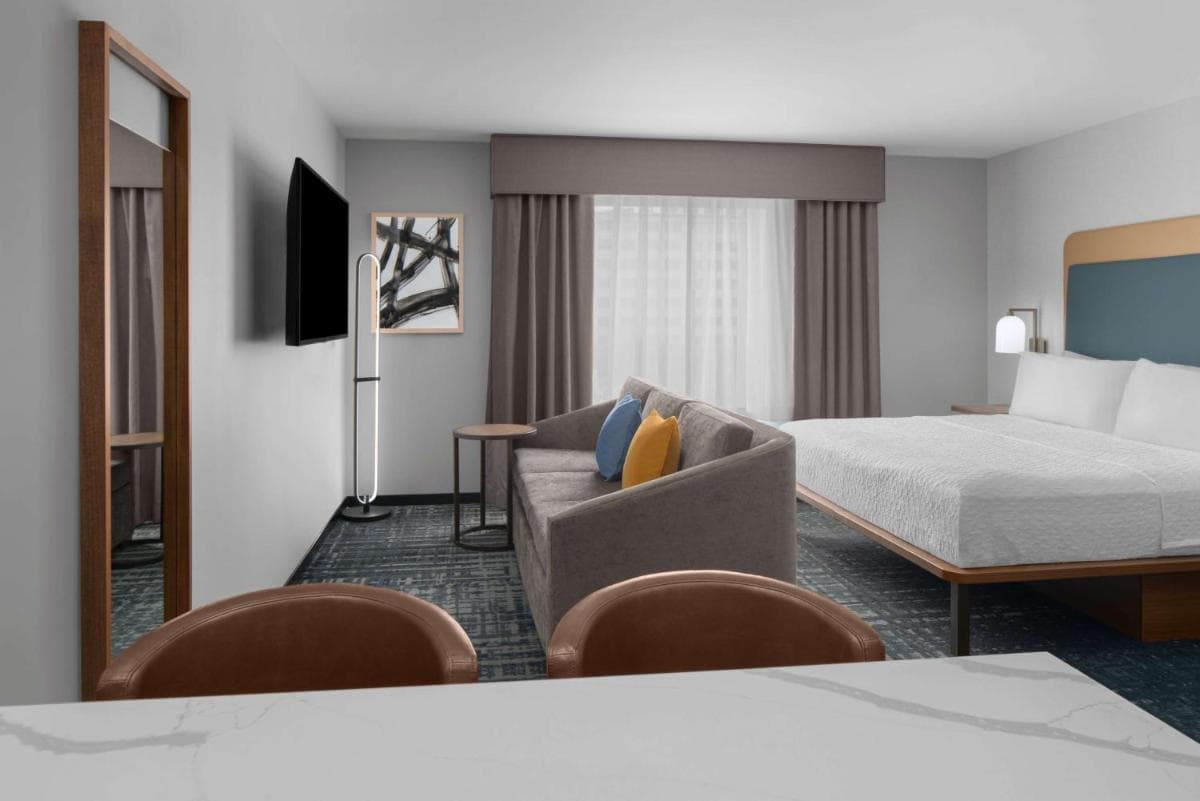 Homewood Suites By Hilton Charlotte Uptown First Ward, Charlotte, photo 3