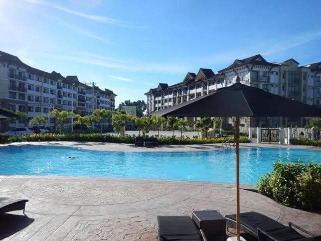 One Oasis A14 Shortwalk to Sm City Davao + free wifi+ Netflix, Davao City, photo 2