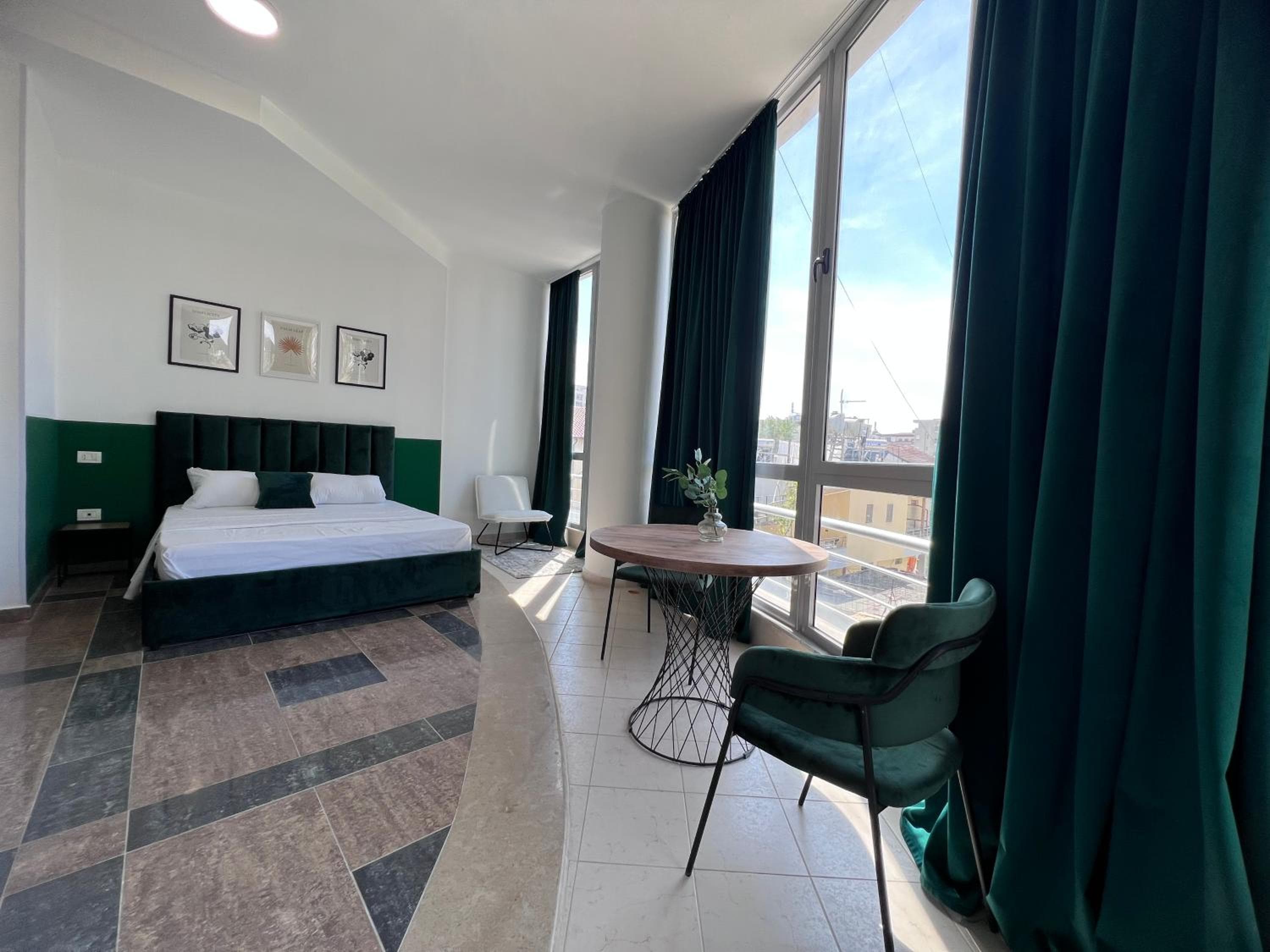 Cactus Apartments, Durrës